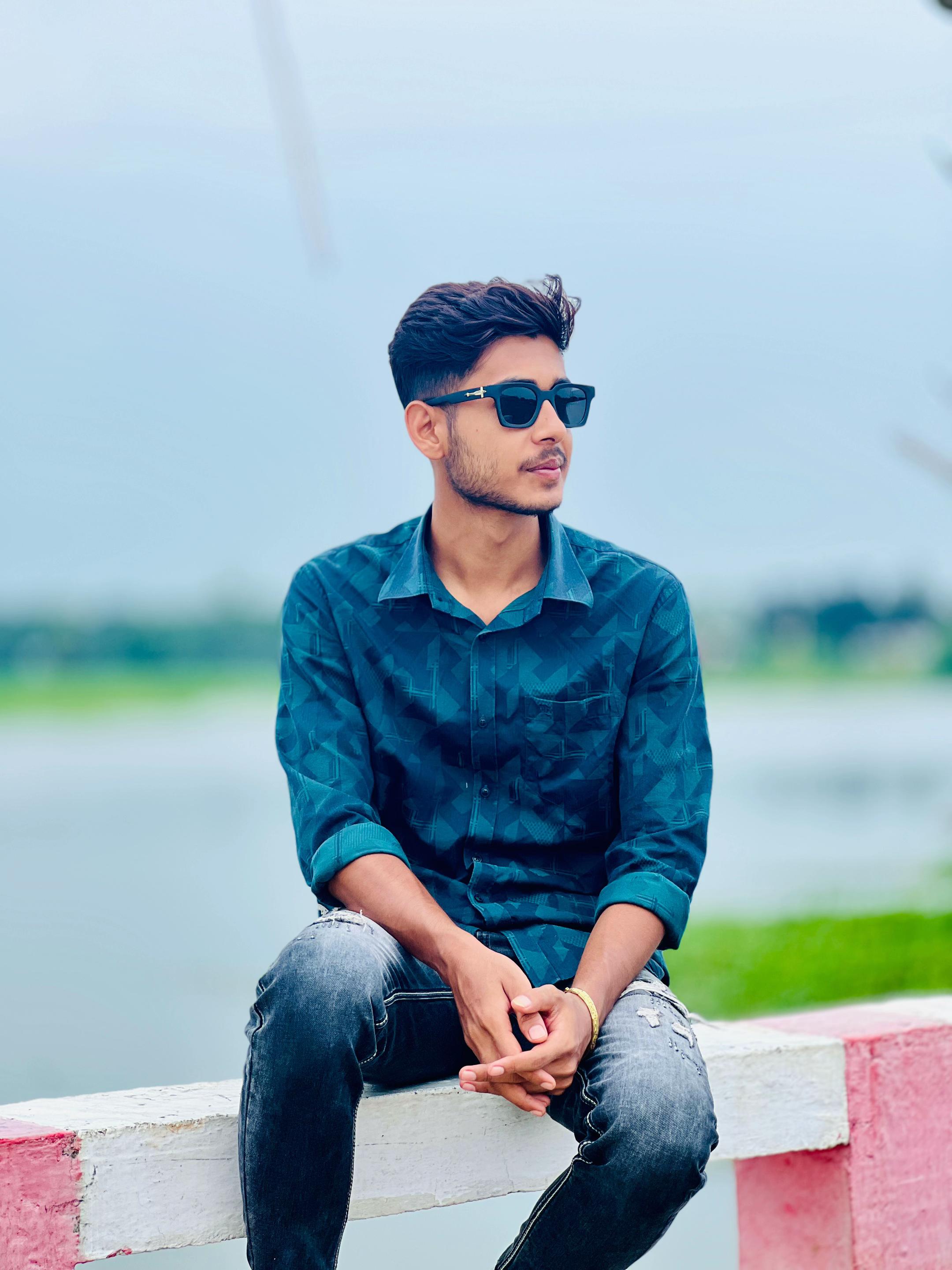 @Razuan__44