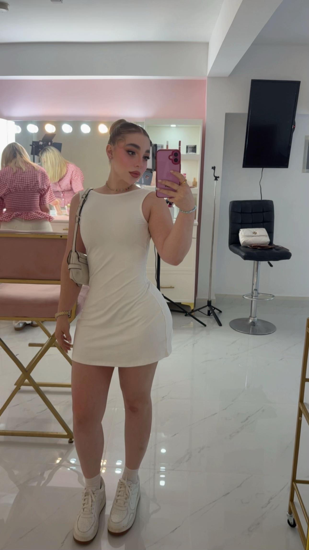 @Dolly👩🏼