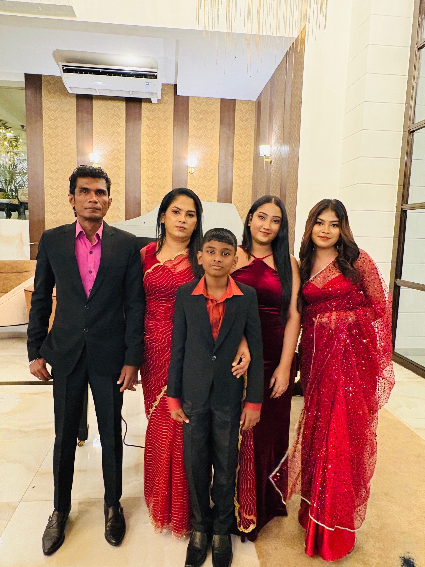 @NETHMI DIVYANGANA💎