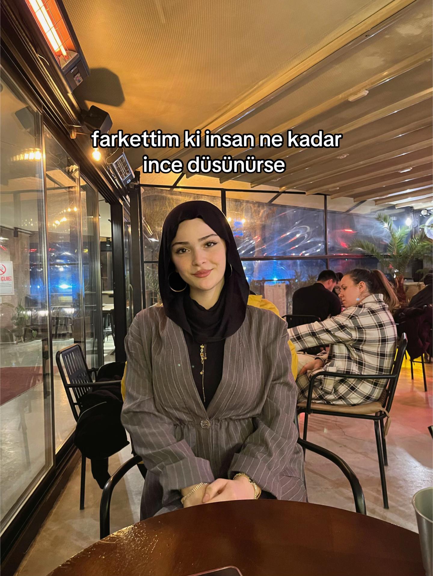 @azraaaw2