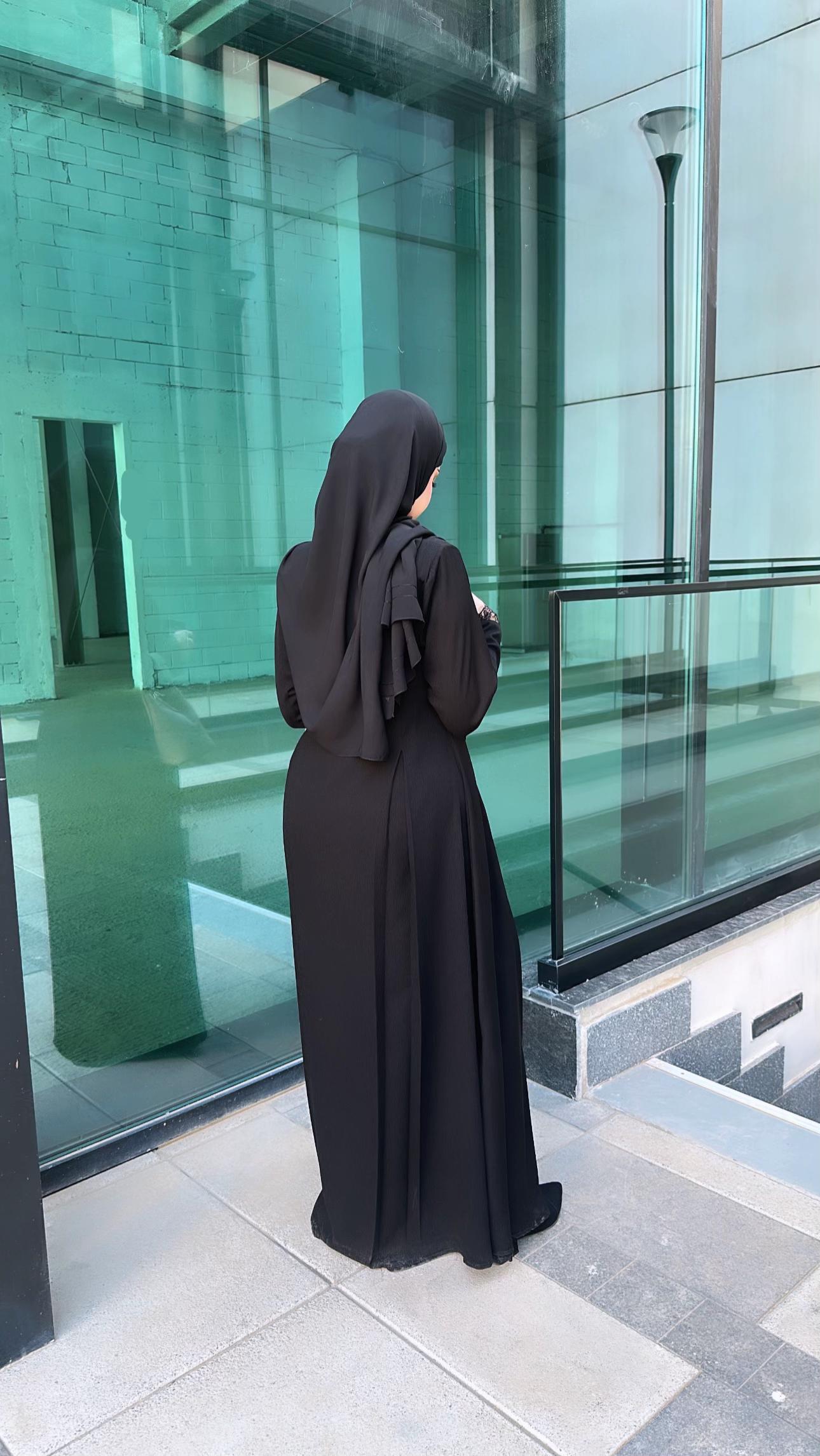 @lunar.abayaa
