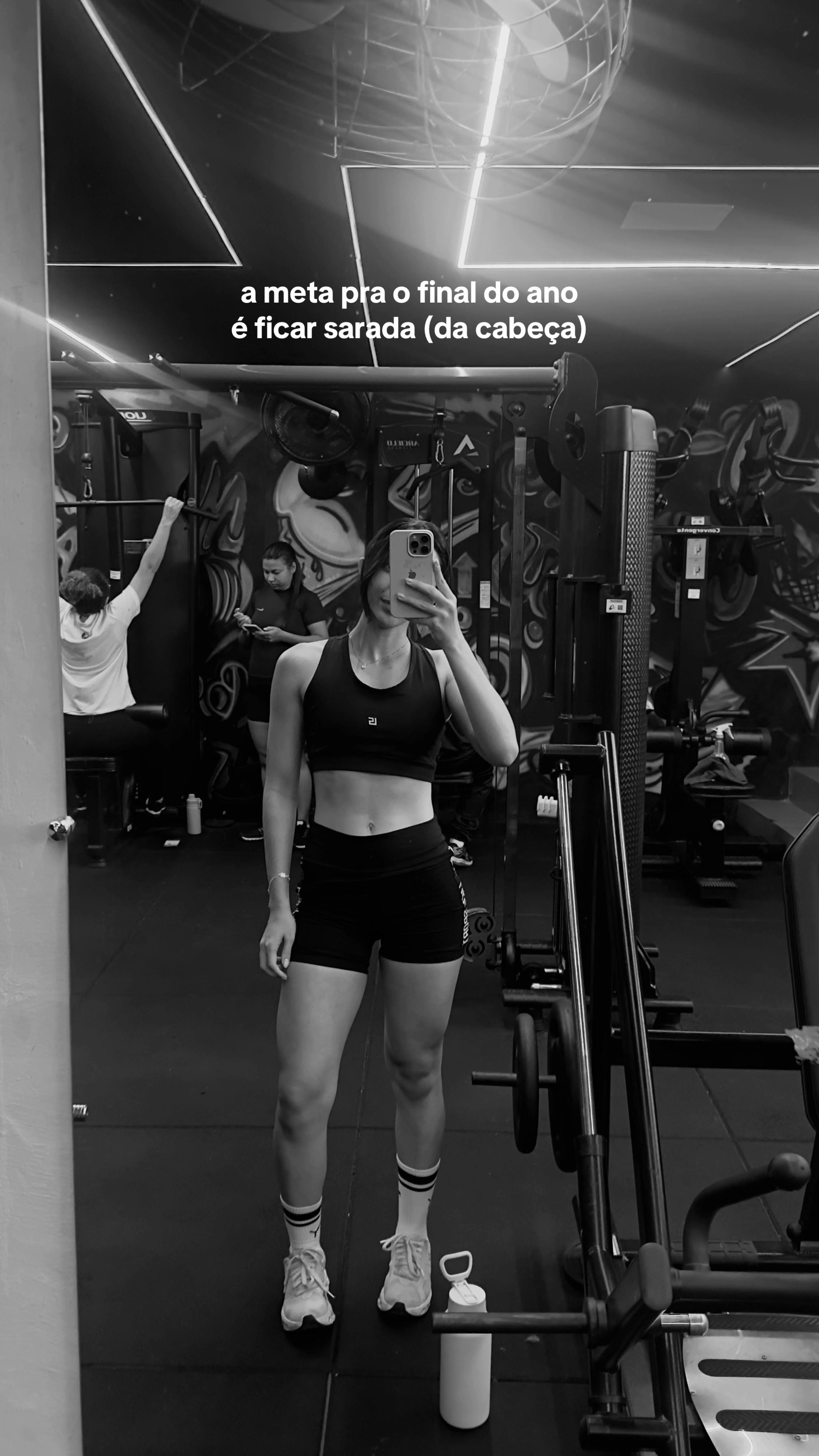 @Thain&aacute; Sobral