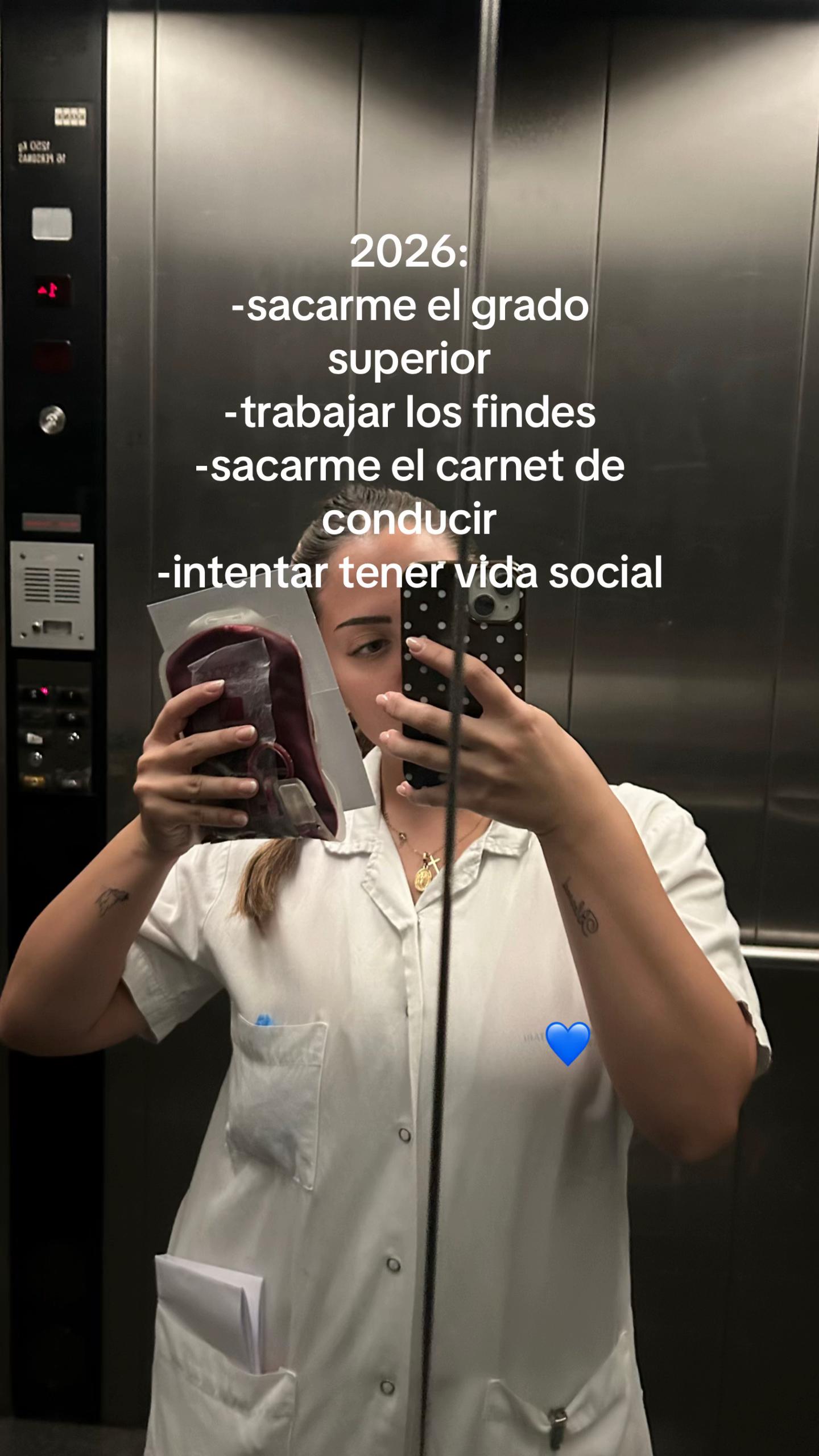 @nadia molina