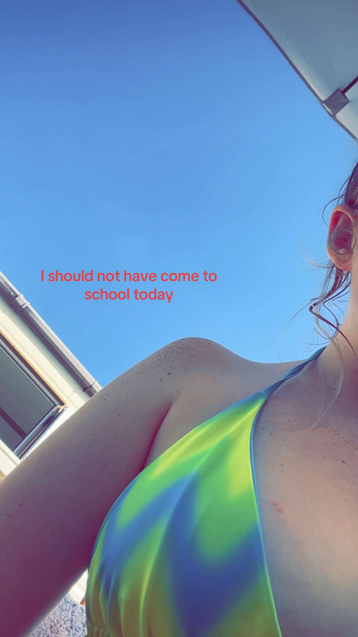 @𝐤𝐨𝐮𝐫𝐭𝐧𝐞𝐲ꨄ