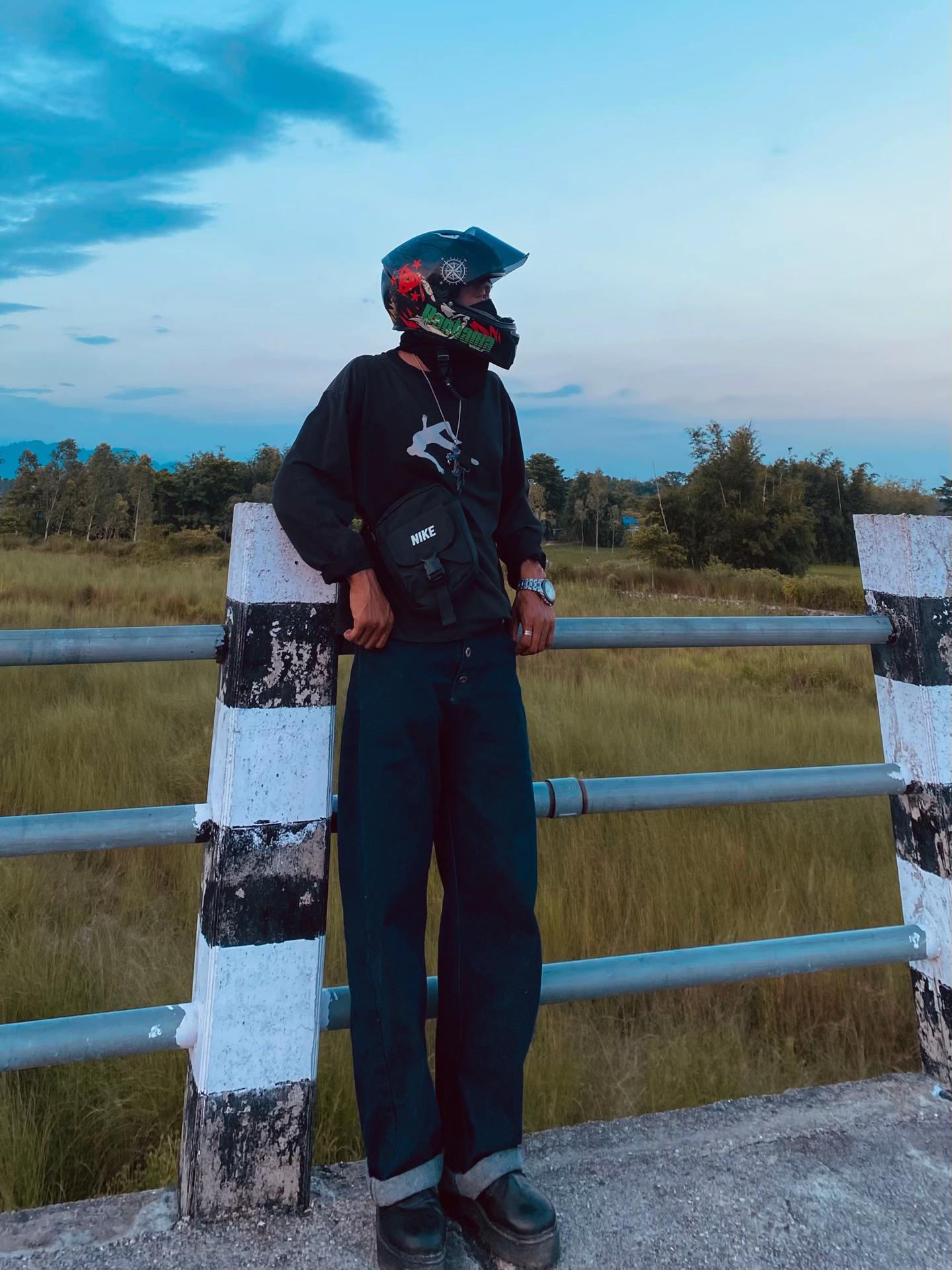 @DHIRAJ BANTWA RAI ๐ค