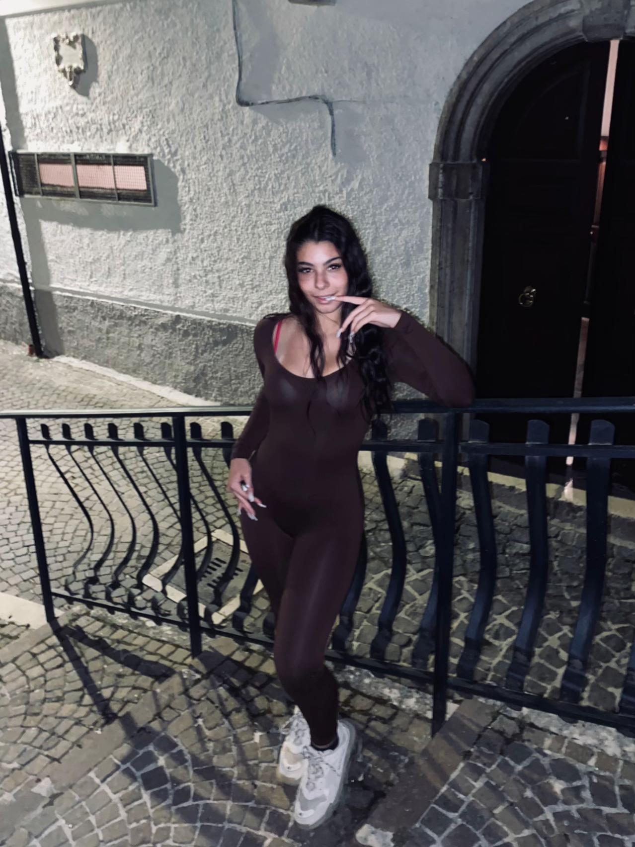 @👸🏻