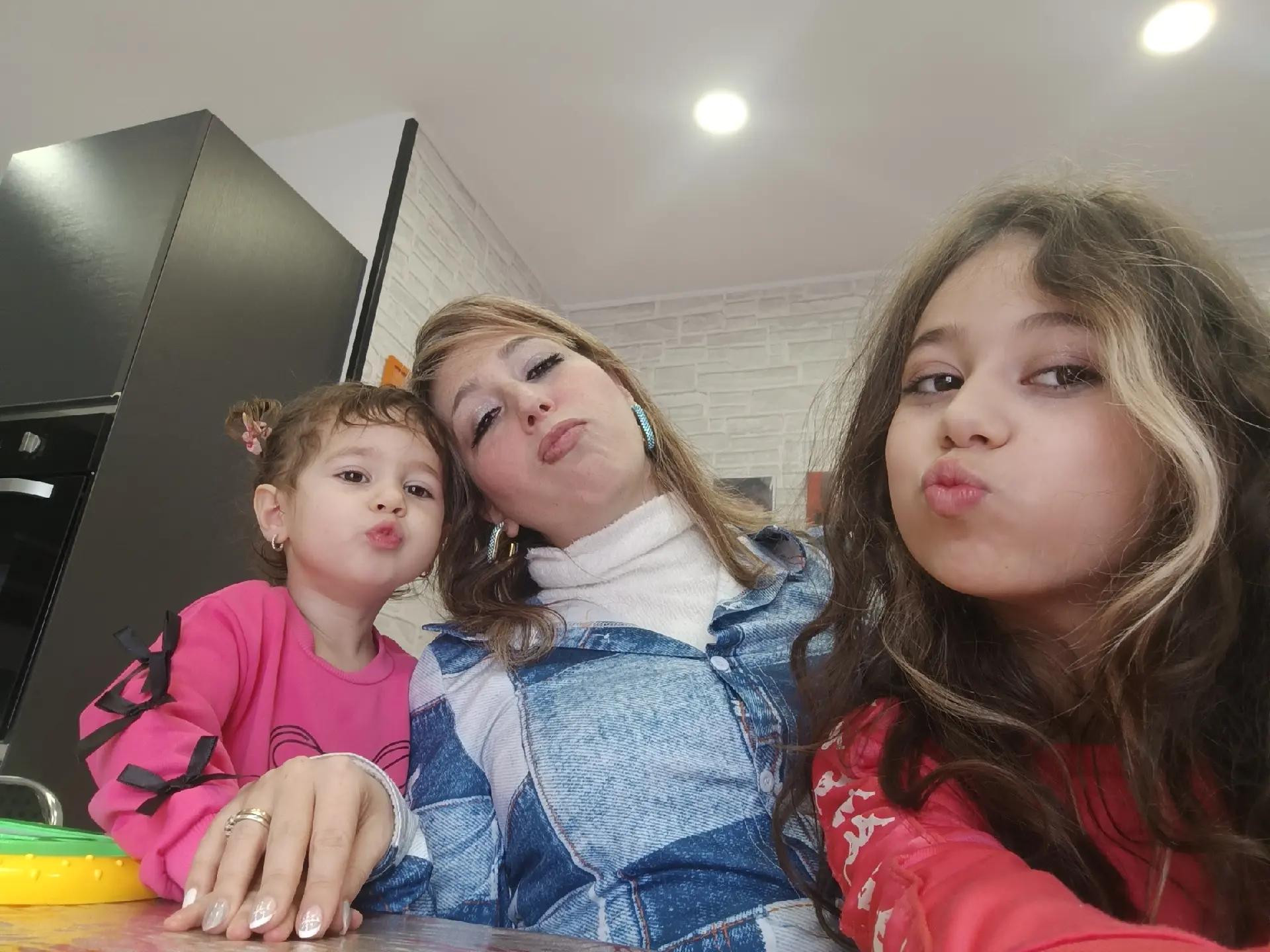 @Ely E Samu Zito