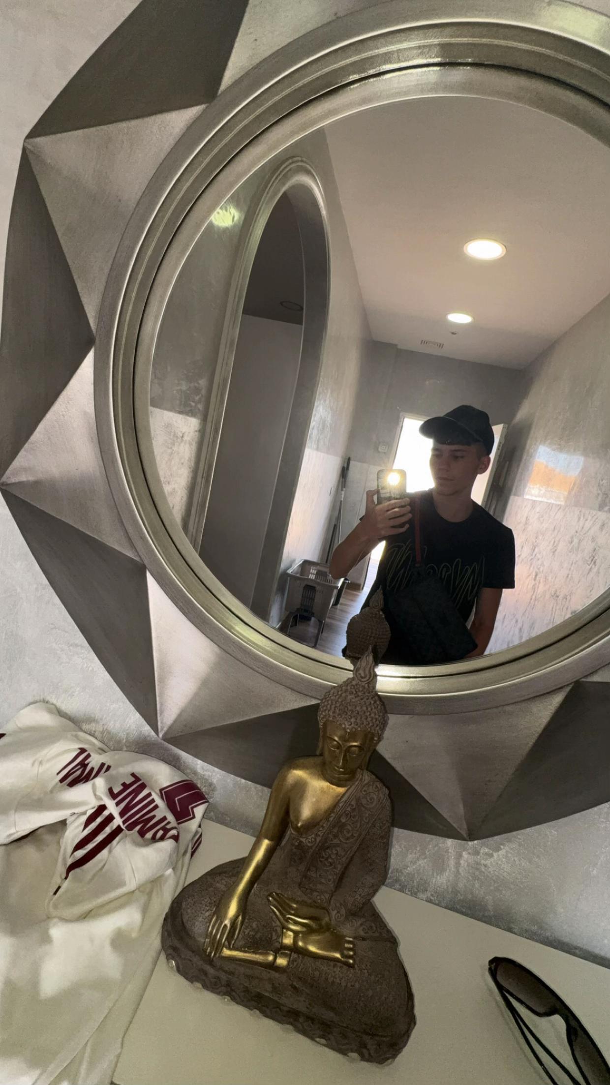 @morajr08