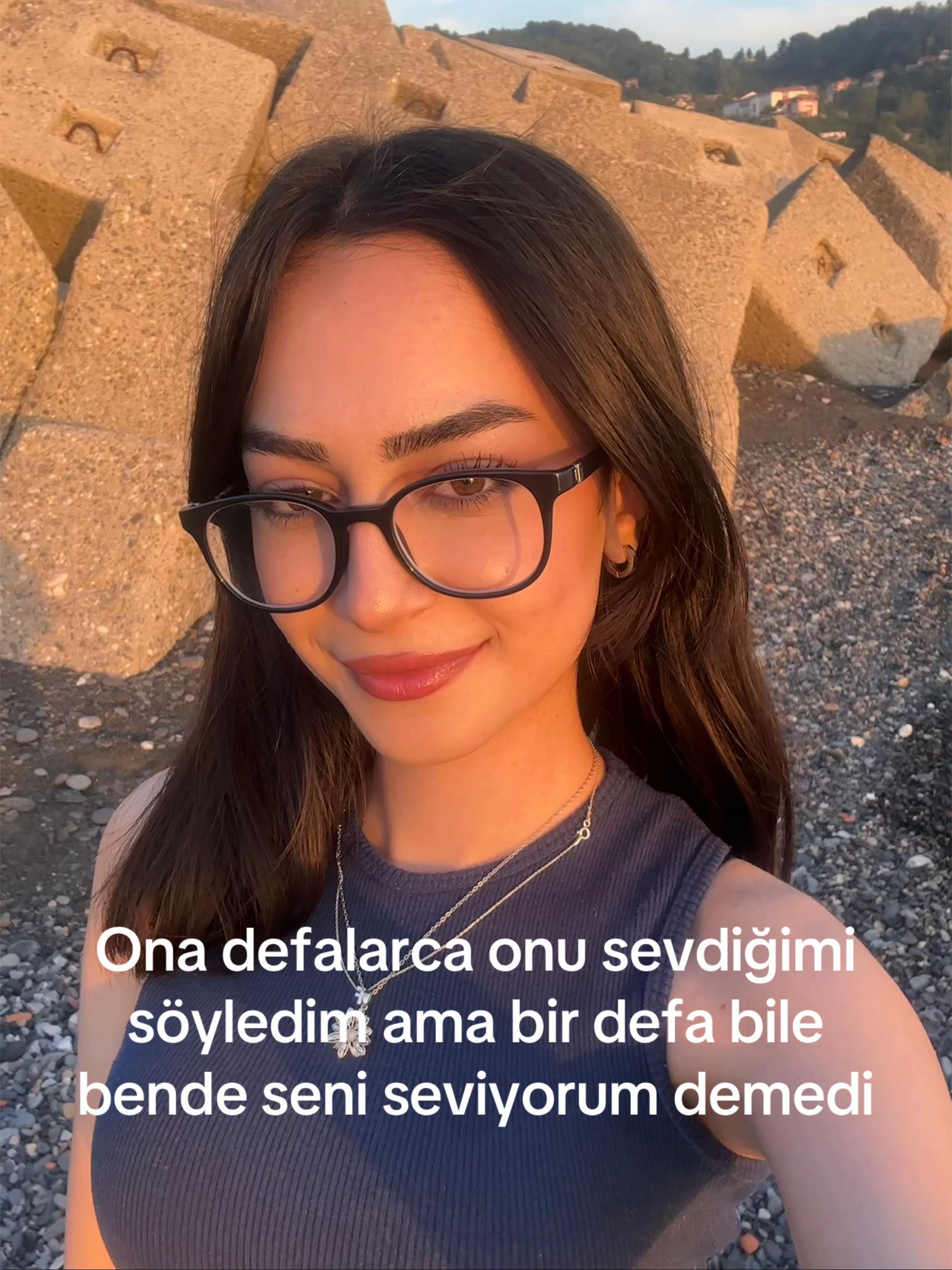 @Esma