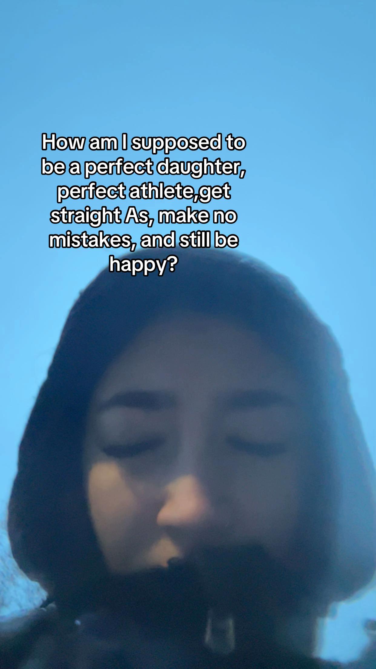 @Lola.