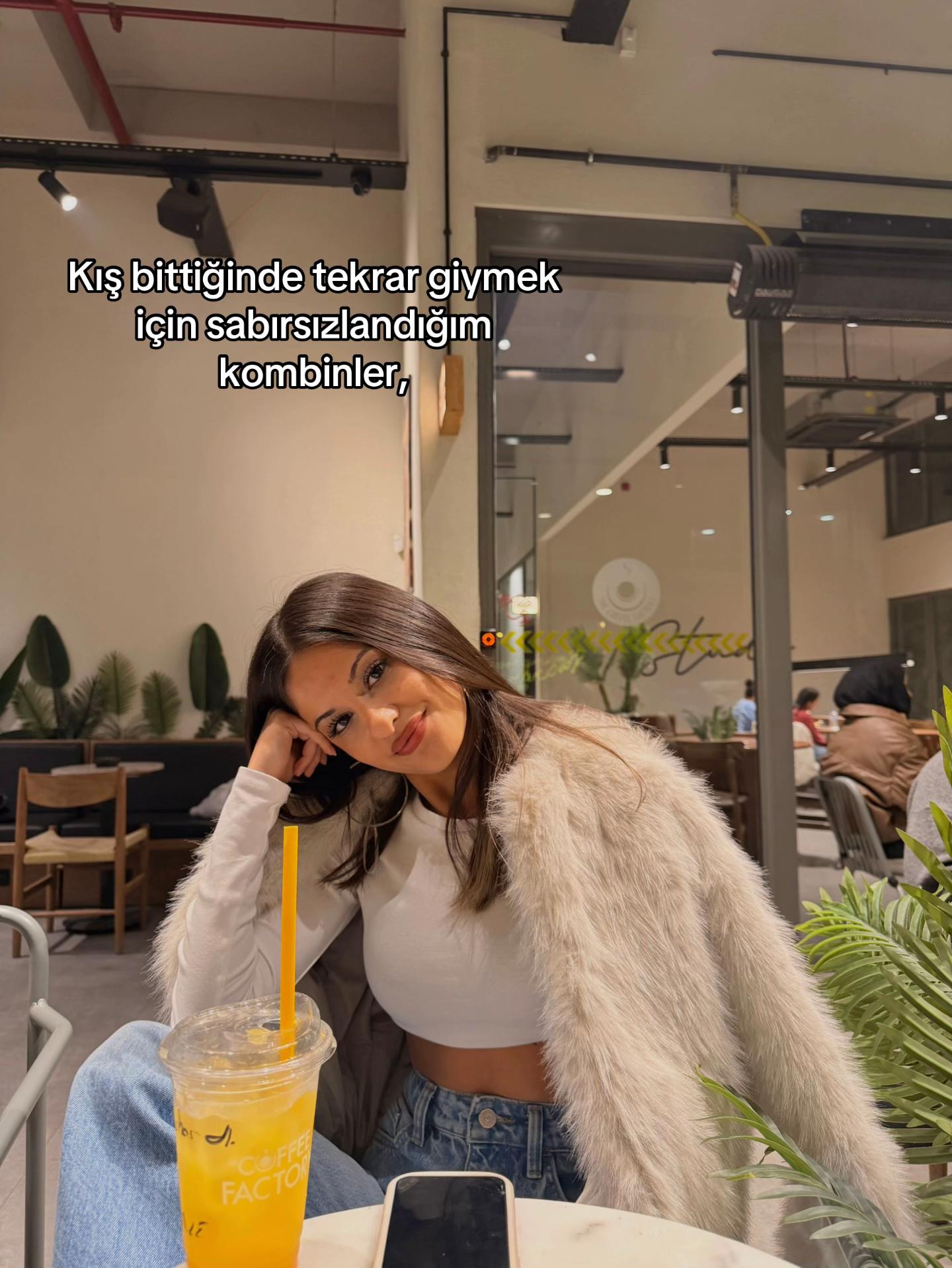@Eyşan