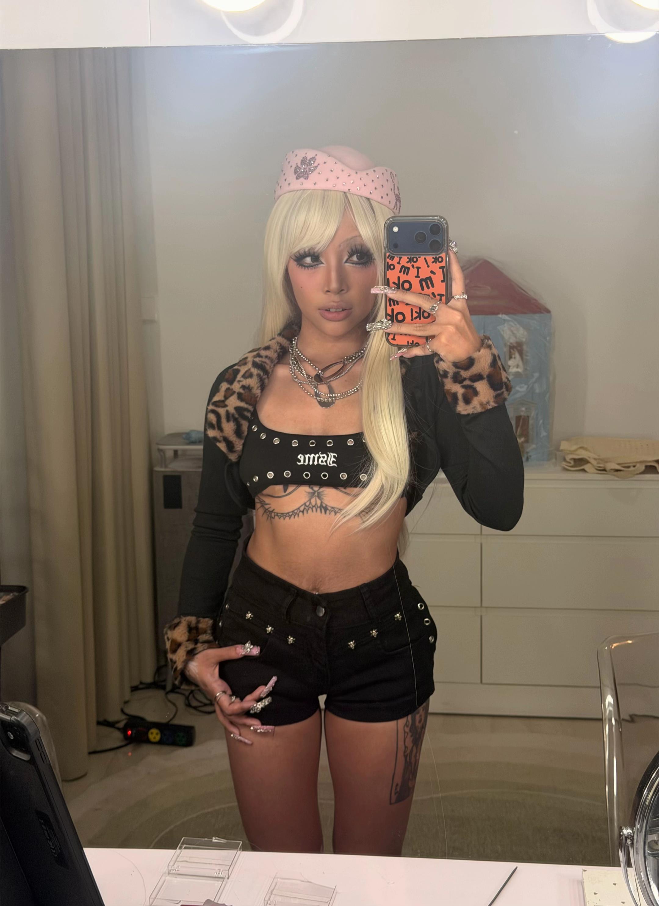 @1 Foxie khác