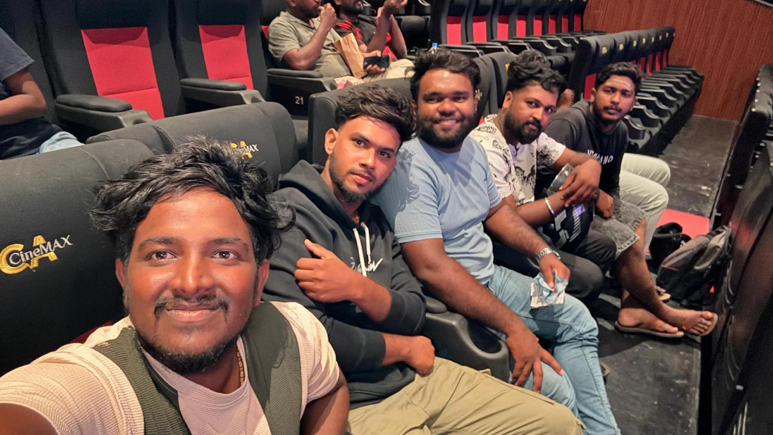@Priyan🦨