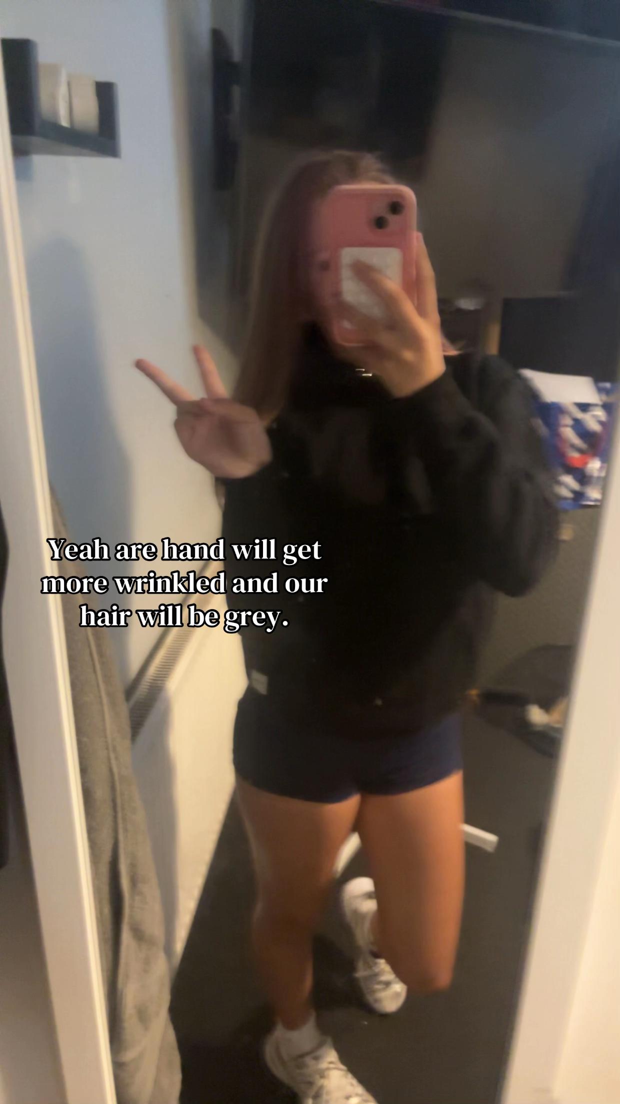 @ℒℯ𝒶𝒽𝒽𝒽🧟