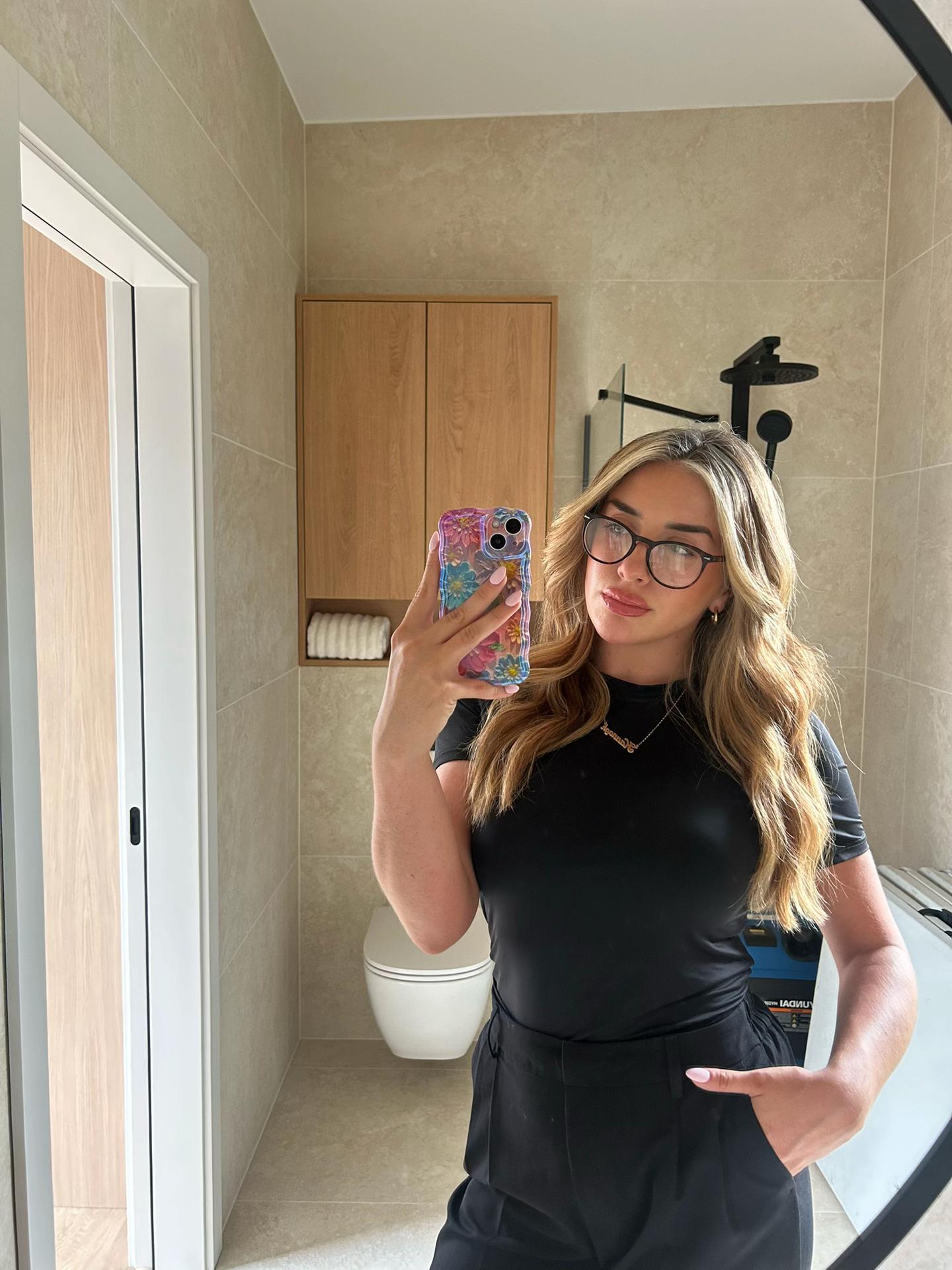 @HannaghwittaG