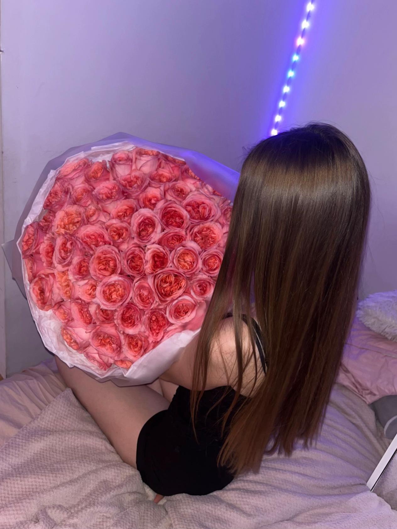 @аня