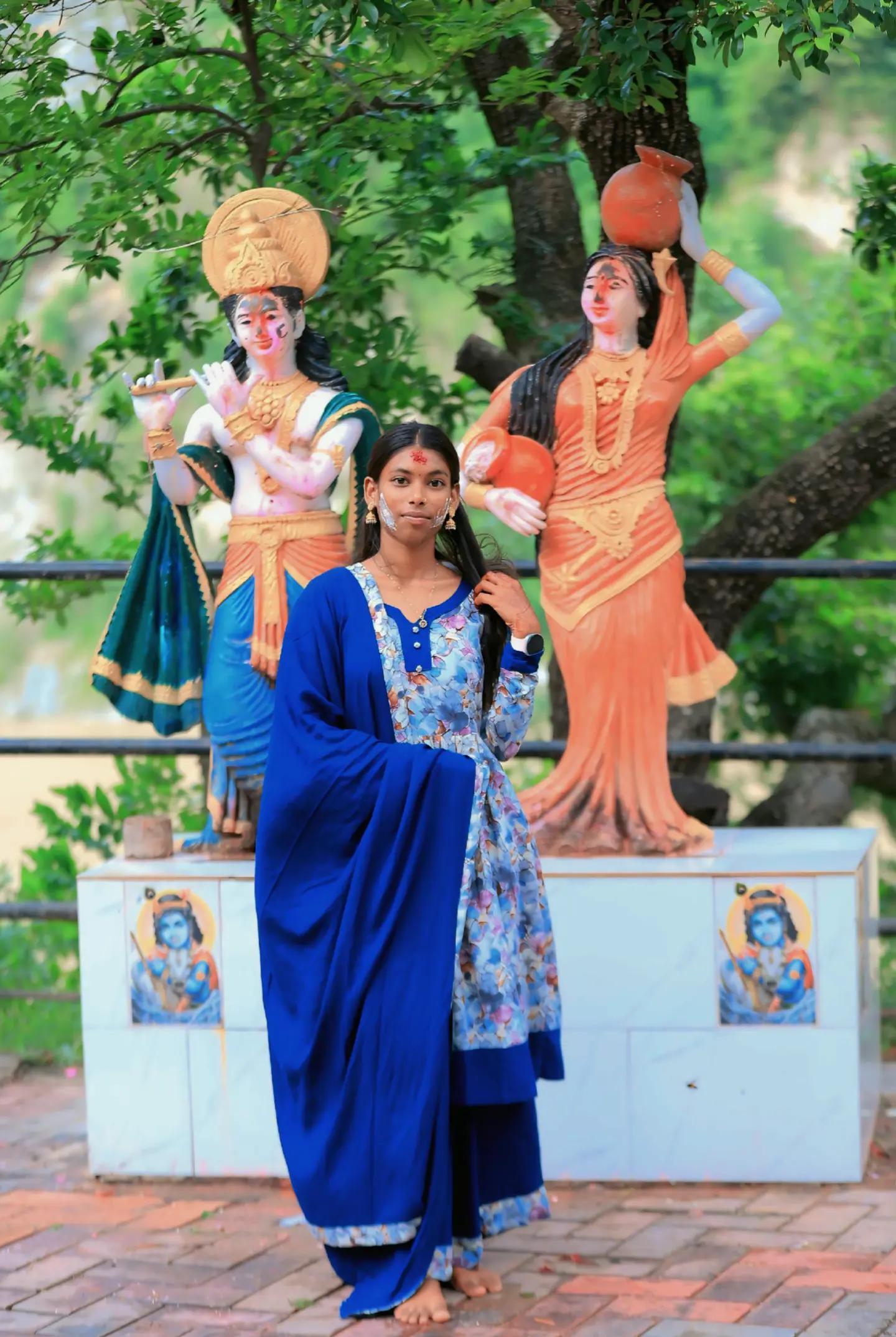 @Bhojpuri Queen 👰