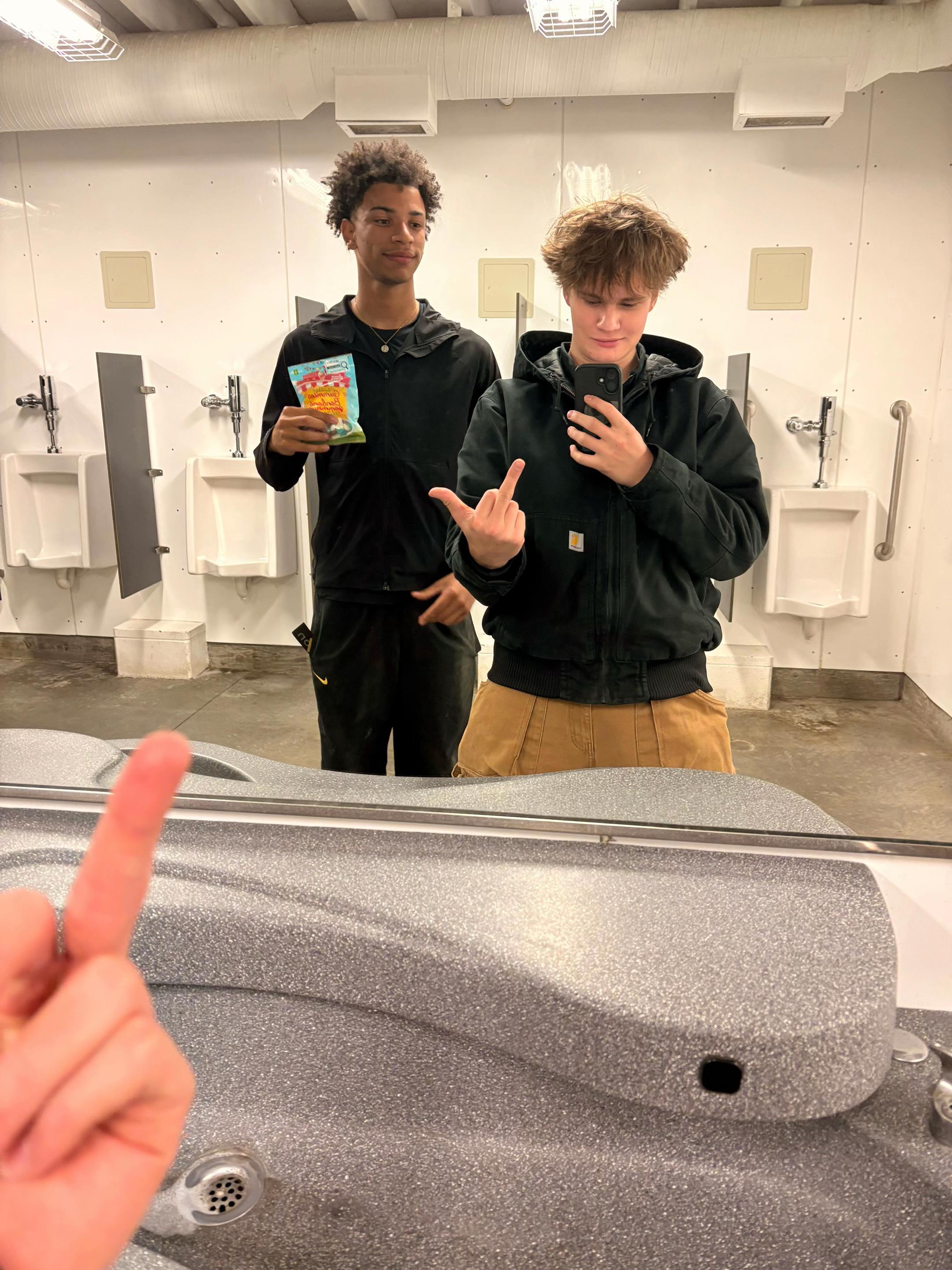 @💫