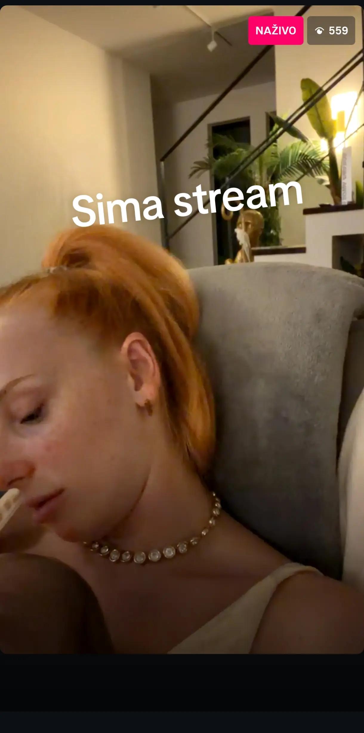 @Cute._.simq