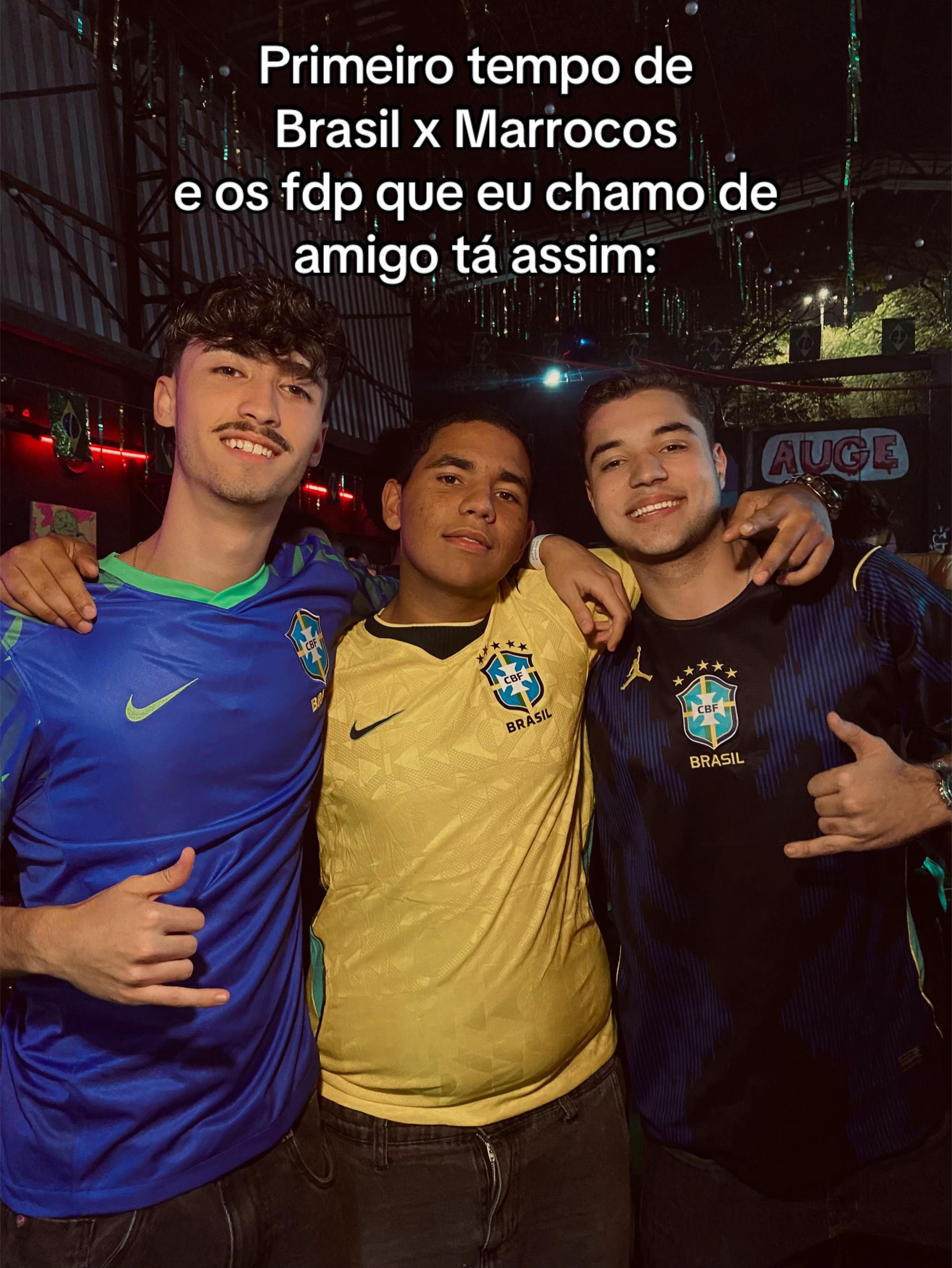 @????