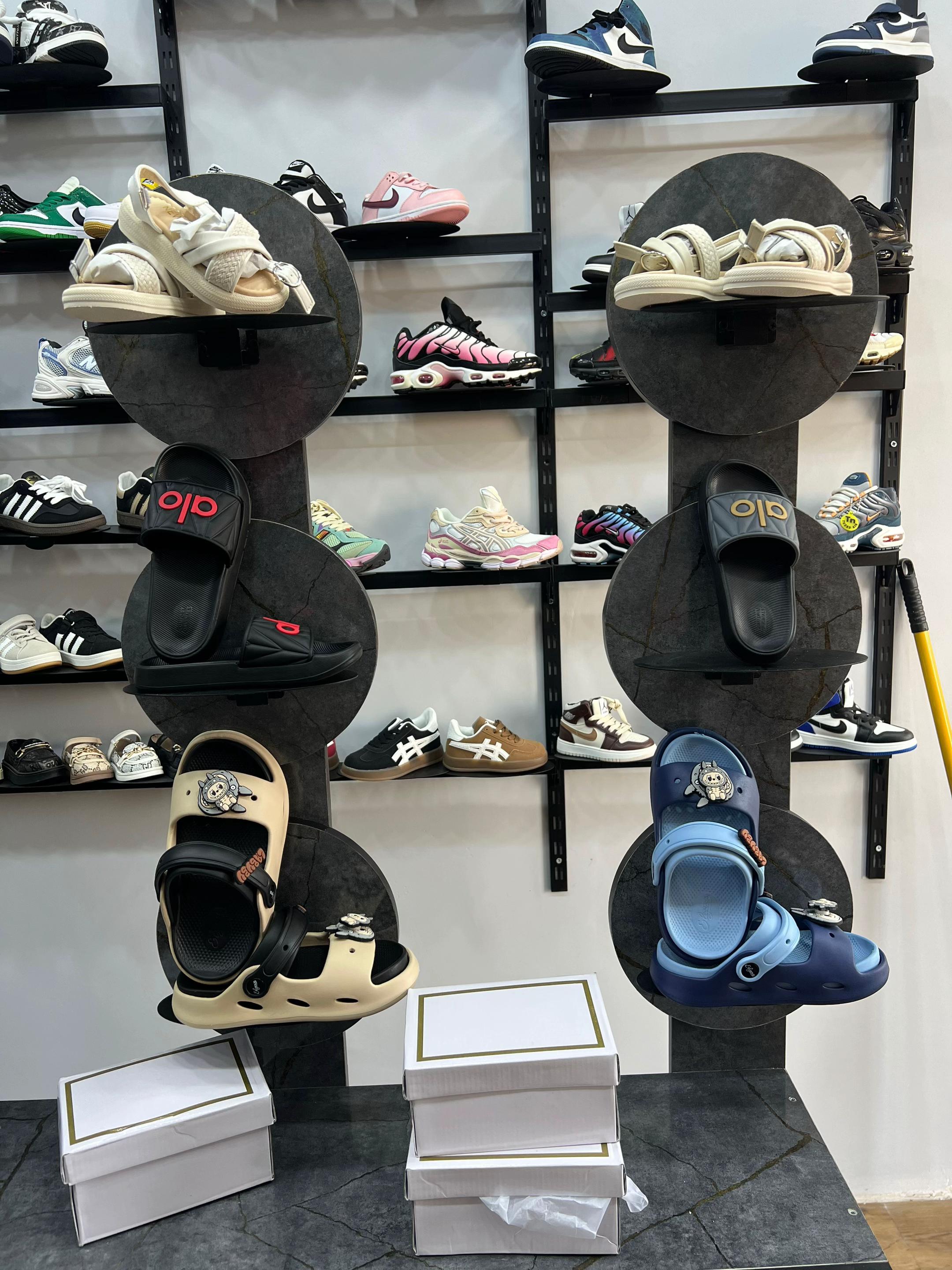 @Sneakers by ghost