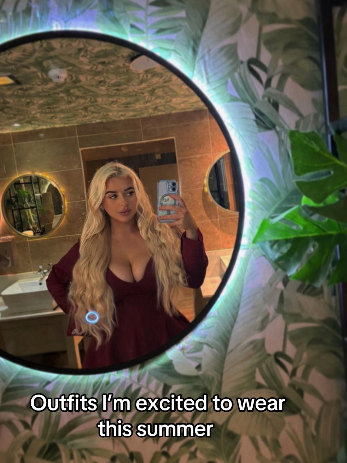 @Jessica Holmes