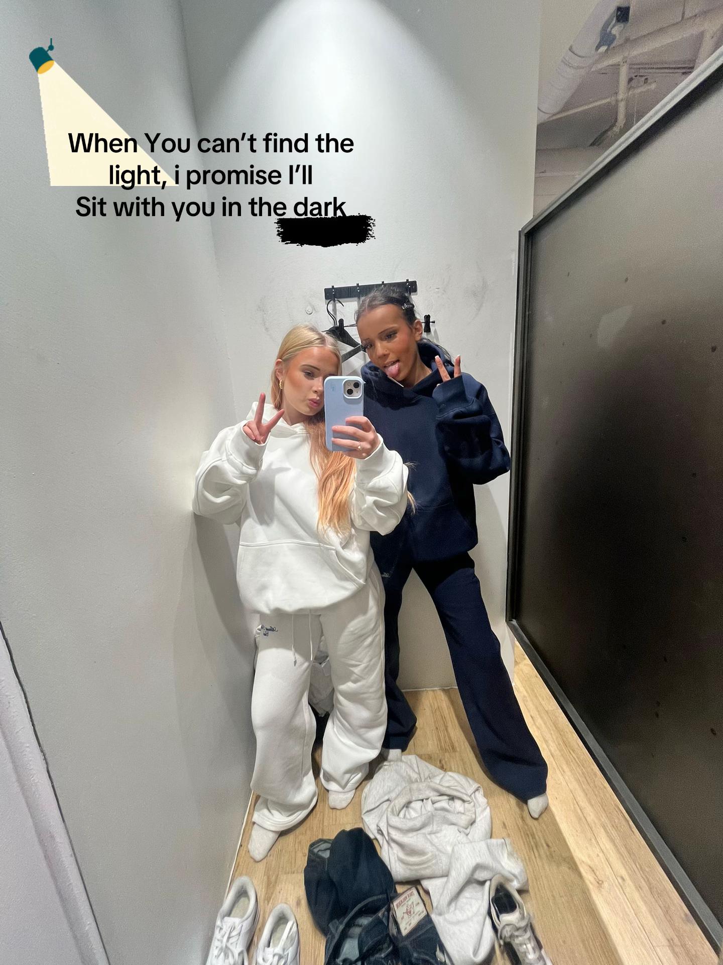 @Felicia