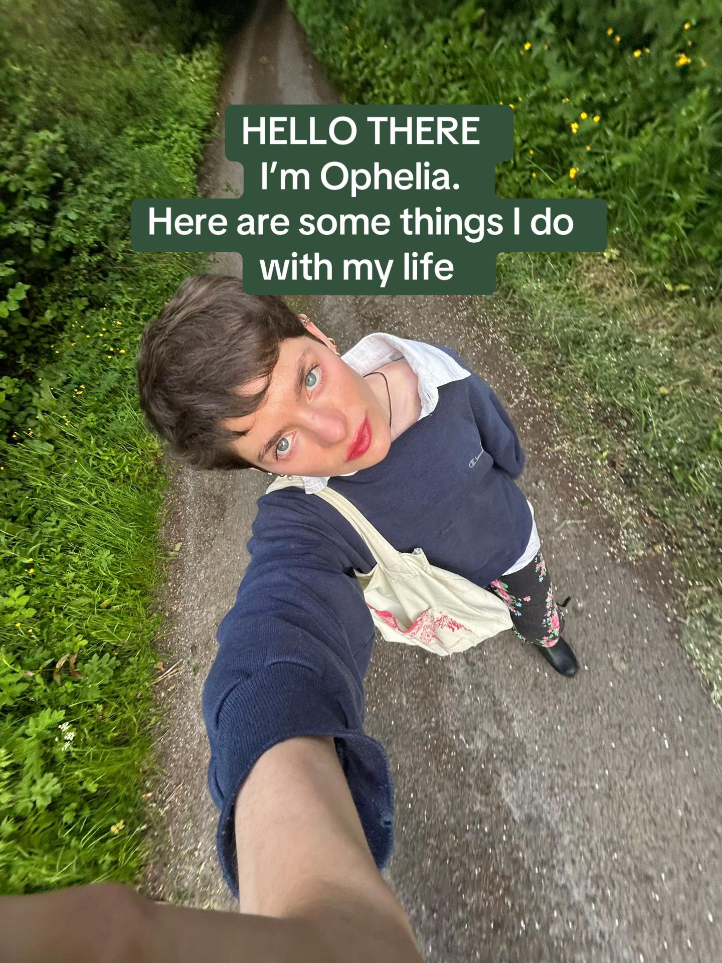 @Ophelia Appleby | painter
