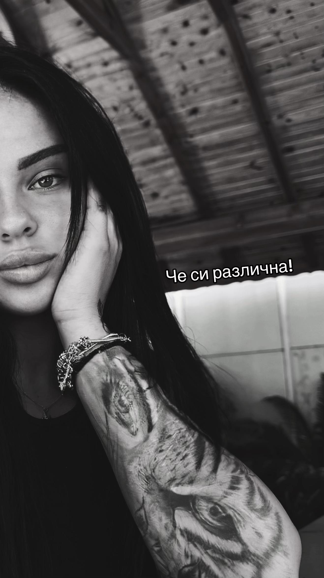 @LorelaiM