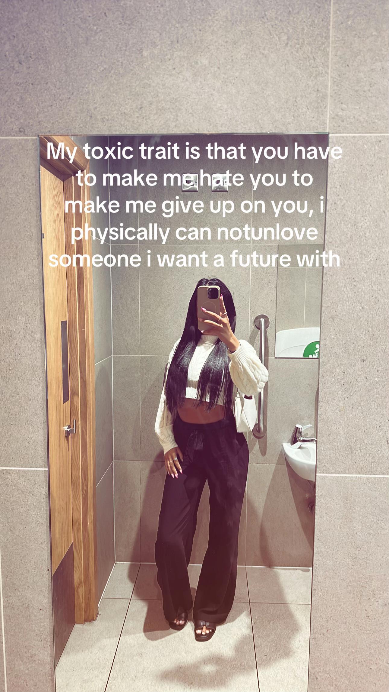 @tillybevanxx
