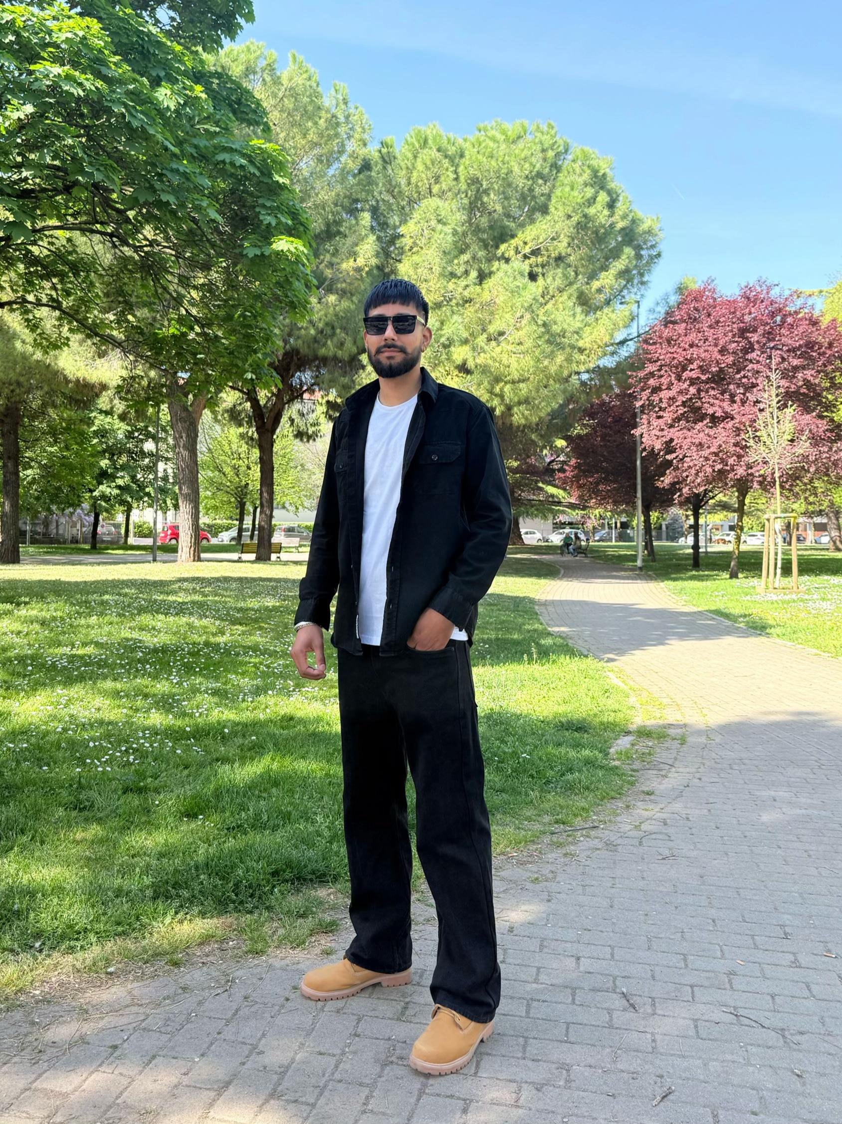 @Deep.PraBh855🇮🇹🇪🇺