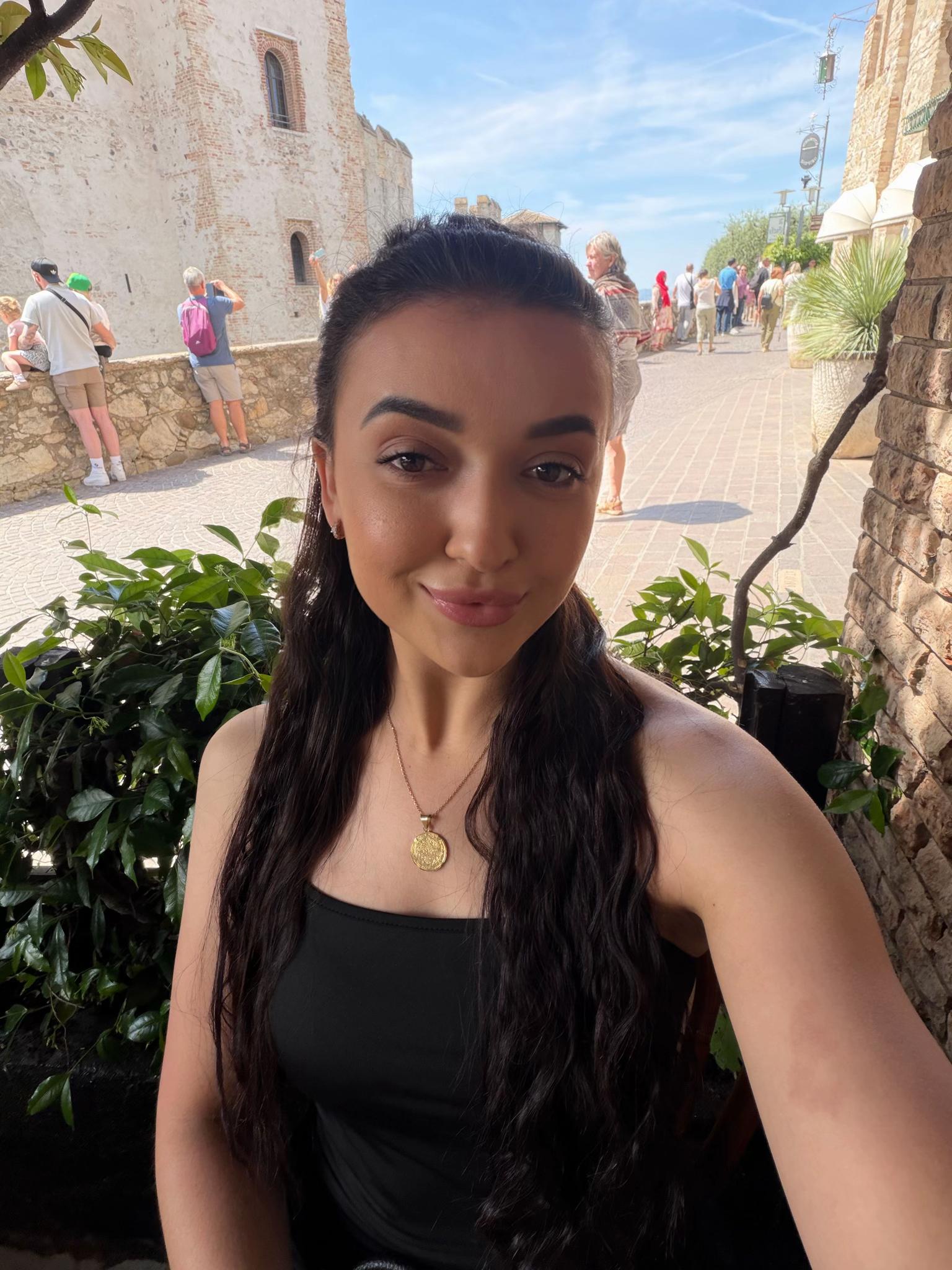 @𝒜𝓃𝓃𝑔𝑒.𝓁𝒾𝓃𝒶