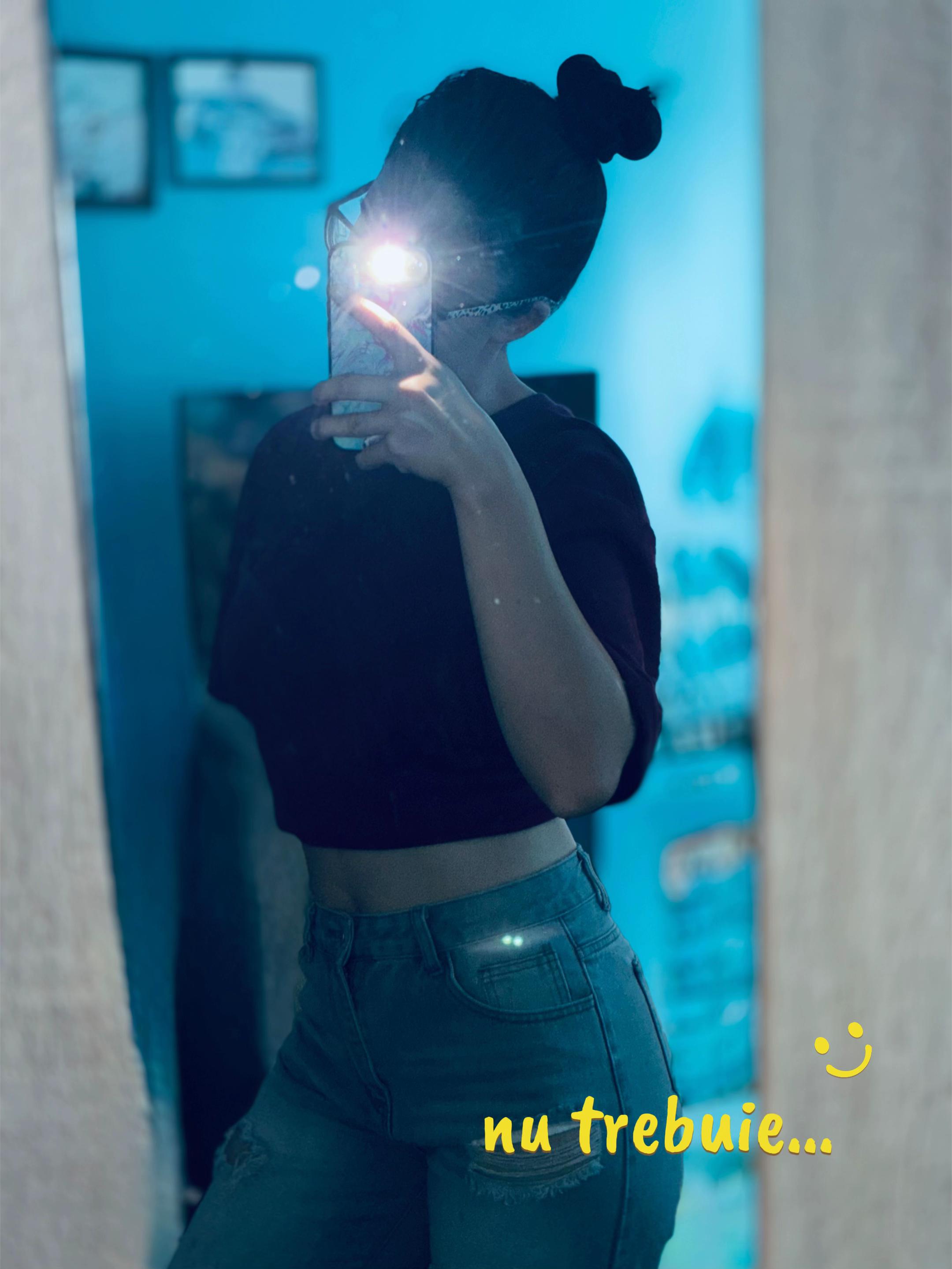 @E|A