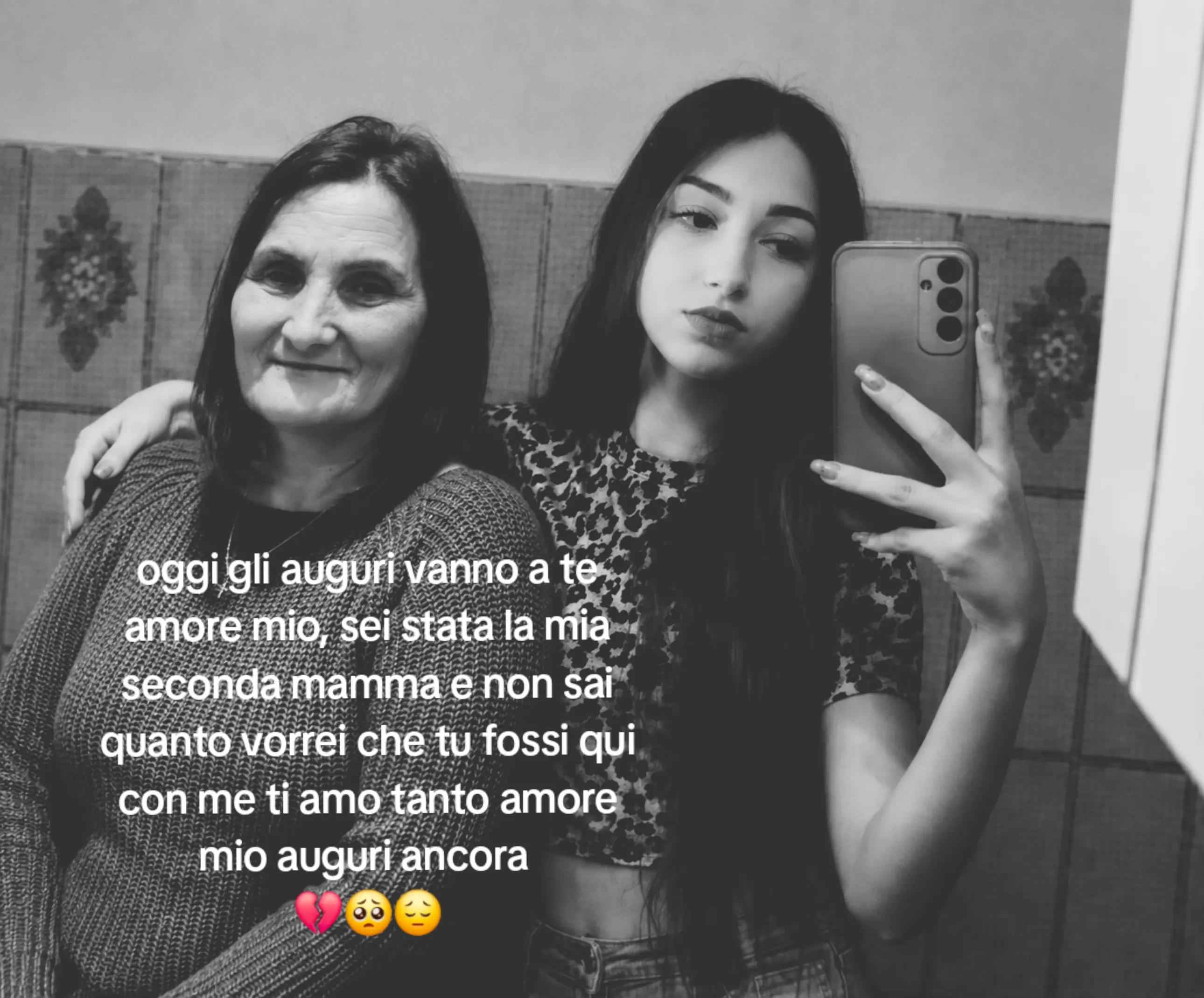 @😚delia_spamm💋