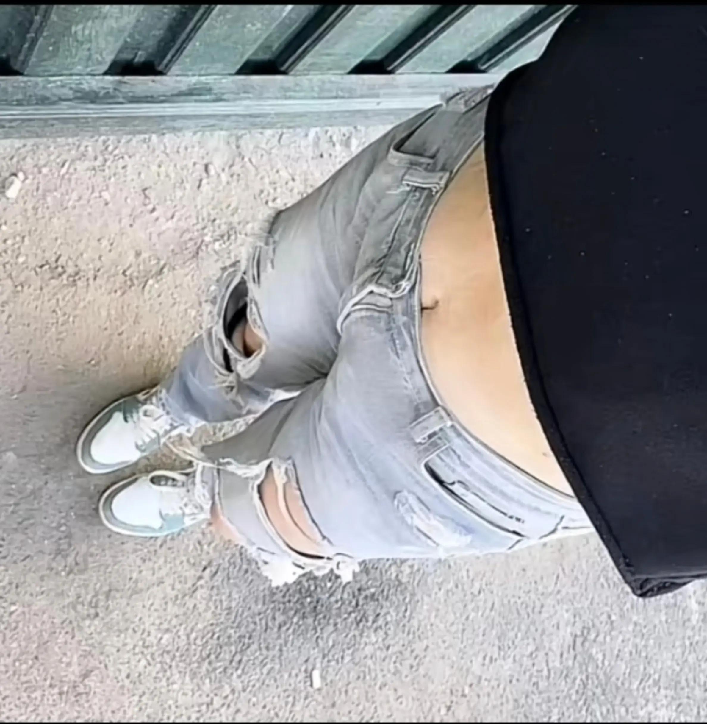 @Laura_🫶🏻