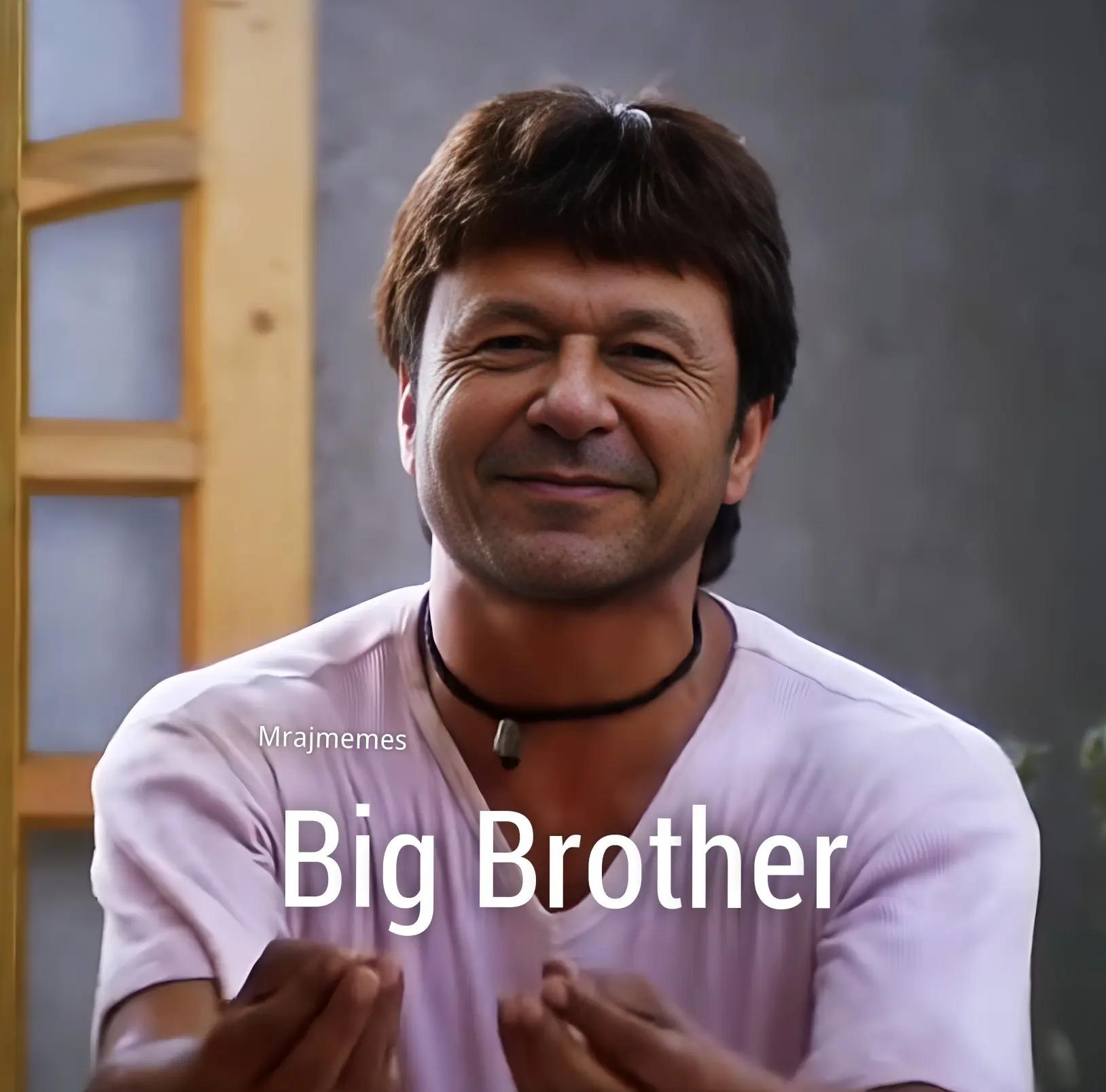 @Mrajmemes