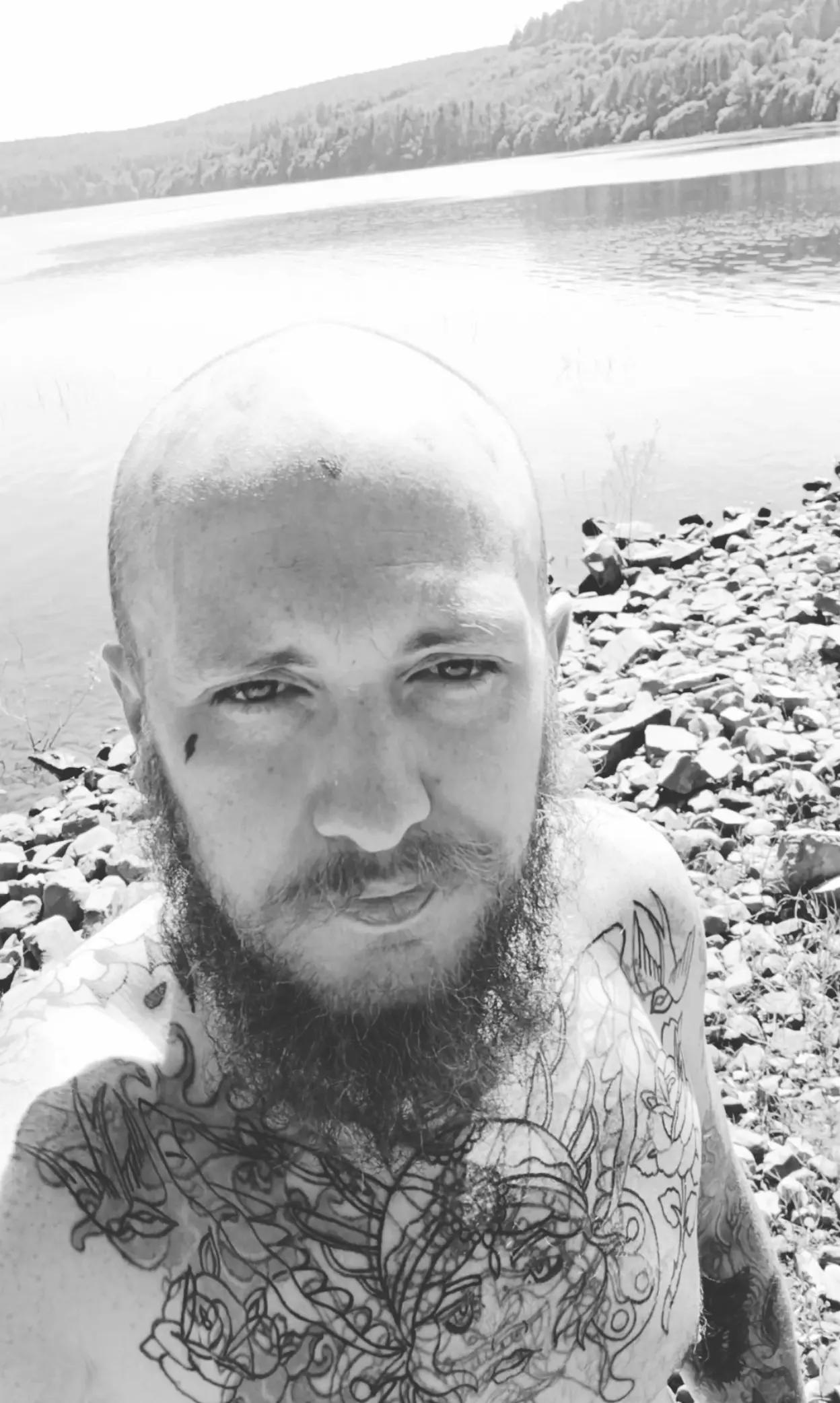 @deadhearttattoo 🏴󠁧󠁢󠁷󠁬󠁳󠁿