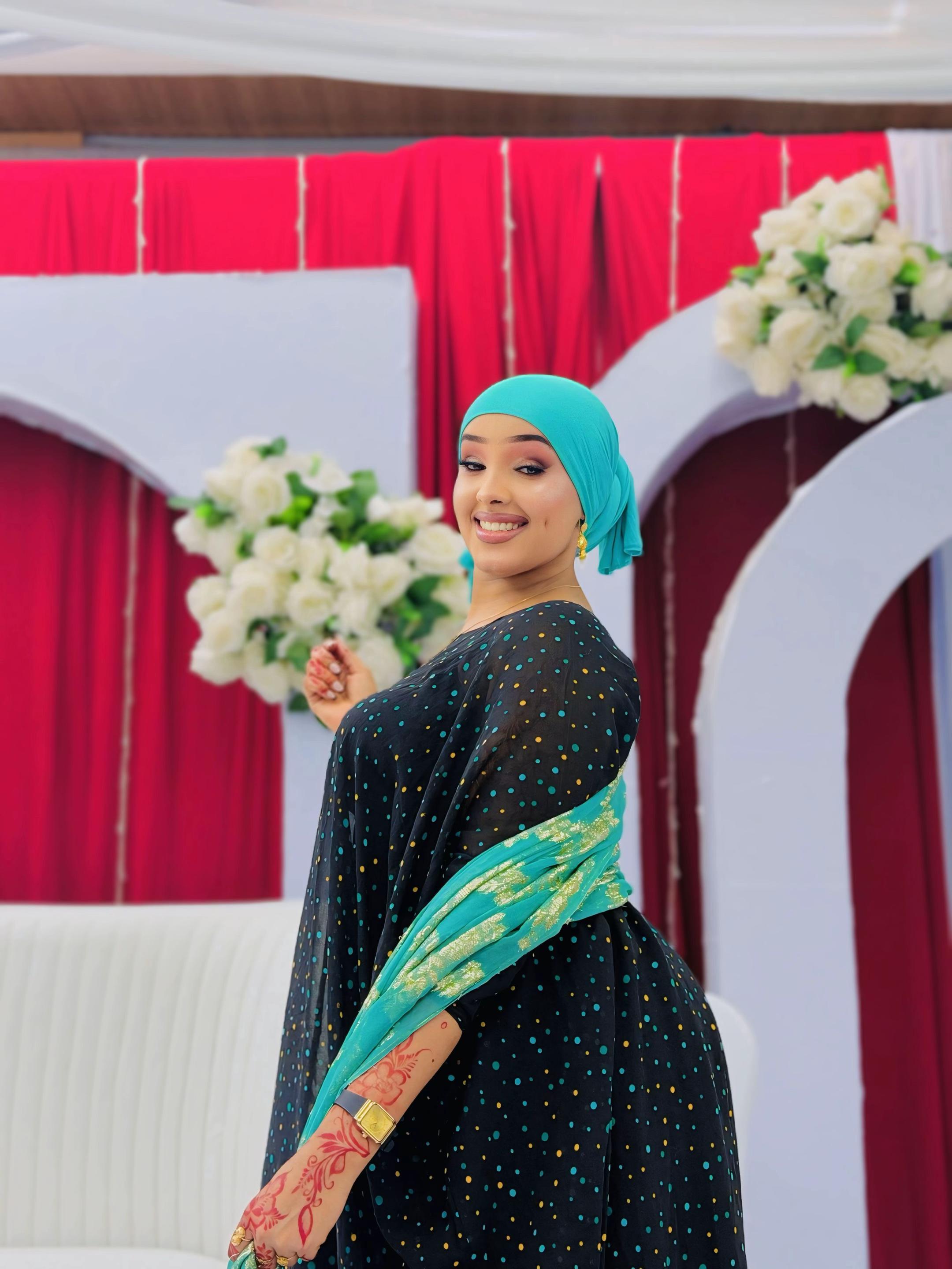 @Faiza janoo 👸