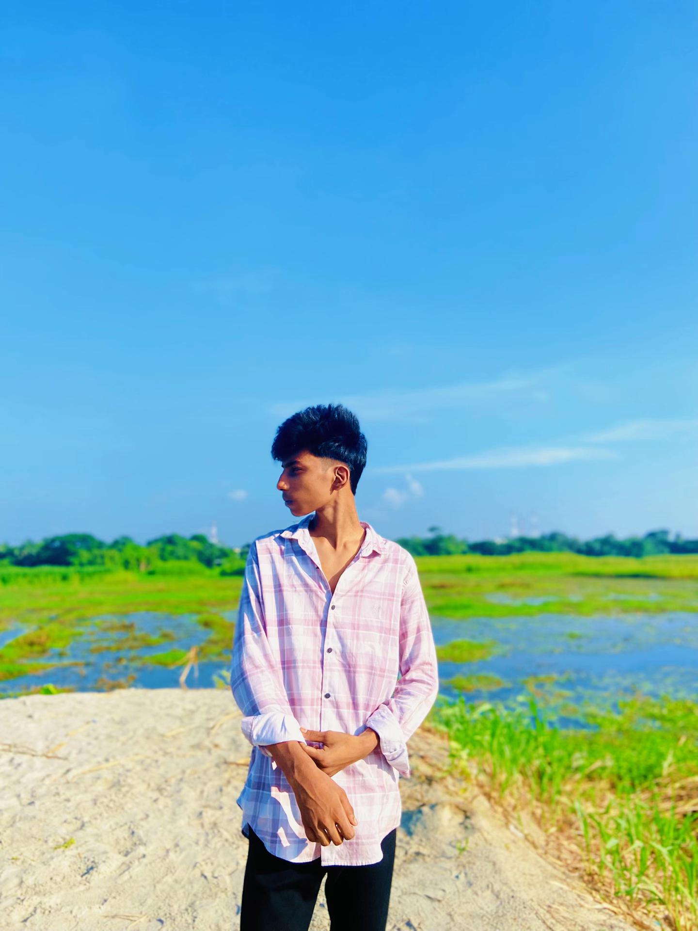 @YOUR NAHIM💫🥂🧊