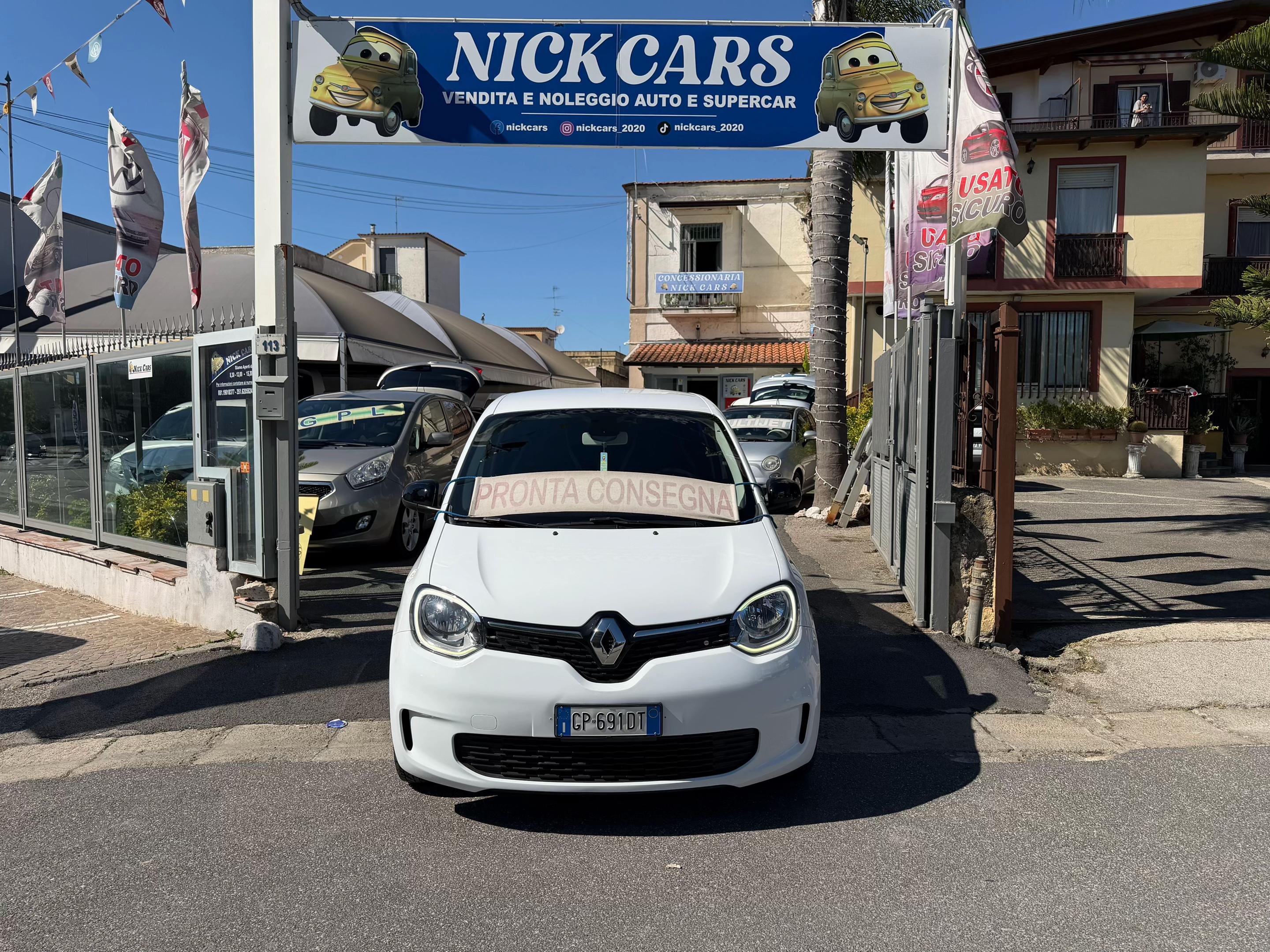 @nick_cars