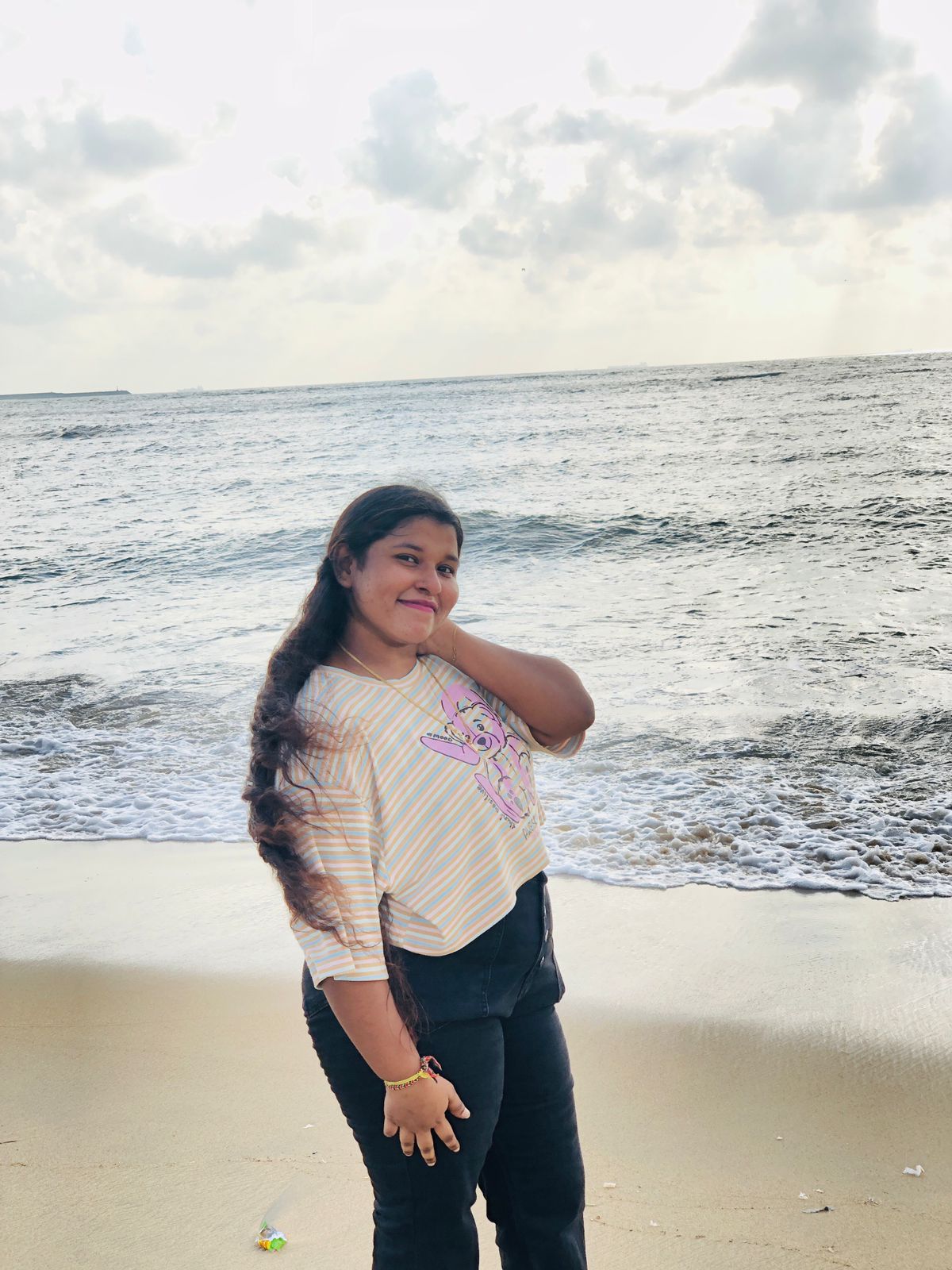 @💙👻janani kanmani👻💙