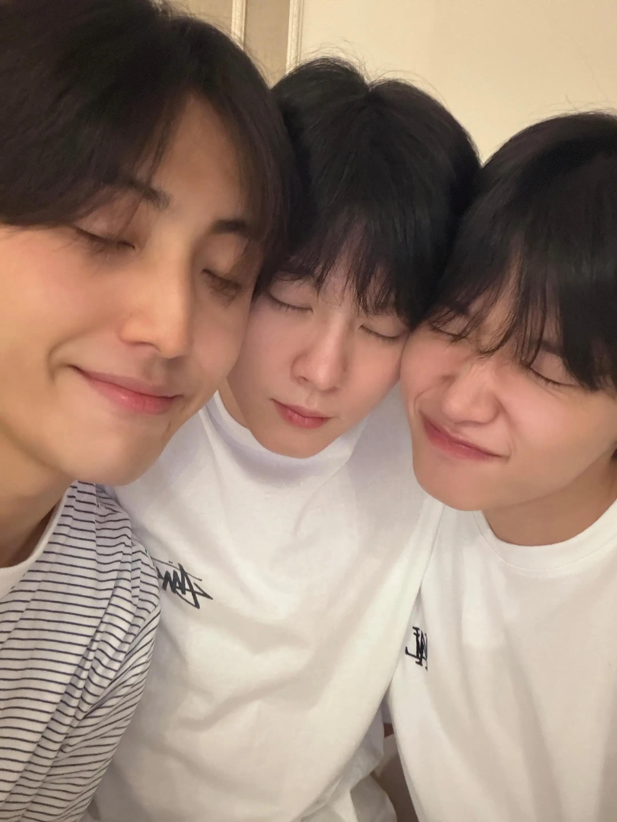 @아직도원잇🦋StillOneIt💙💚💛