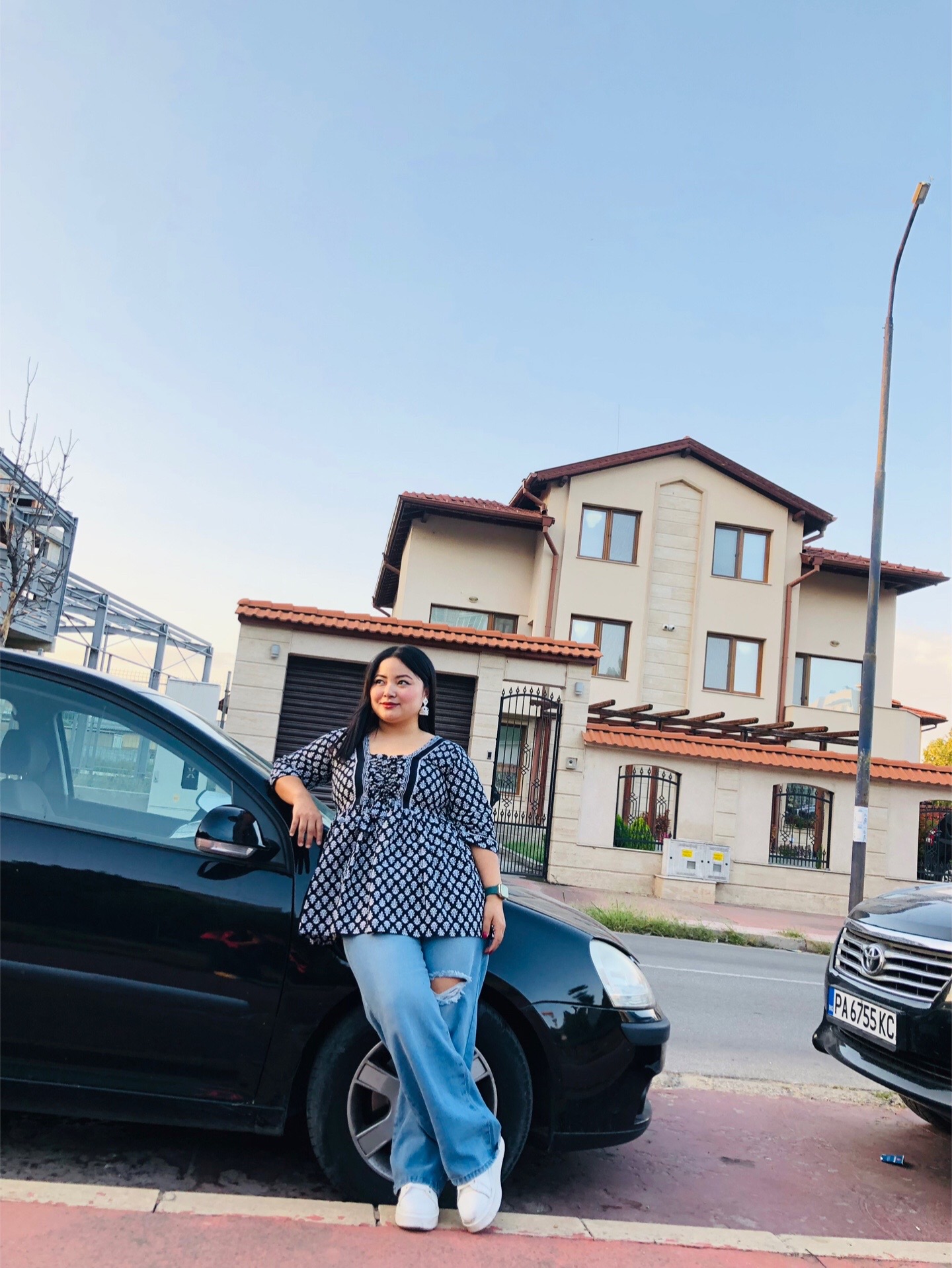 @Usha magar 🇧🇬🇪🇺