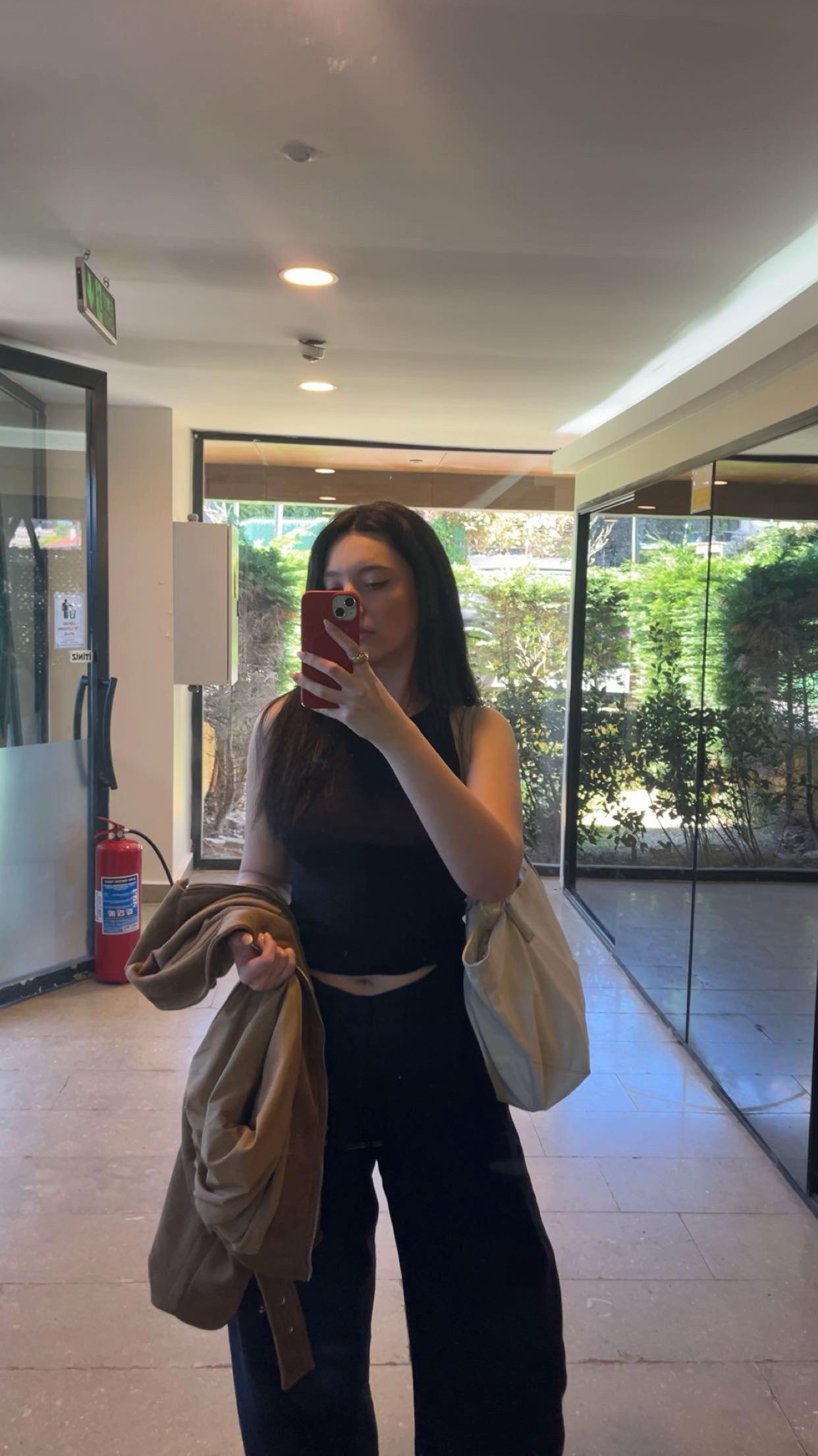 @Nisadruyilmaaz_