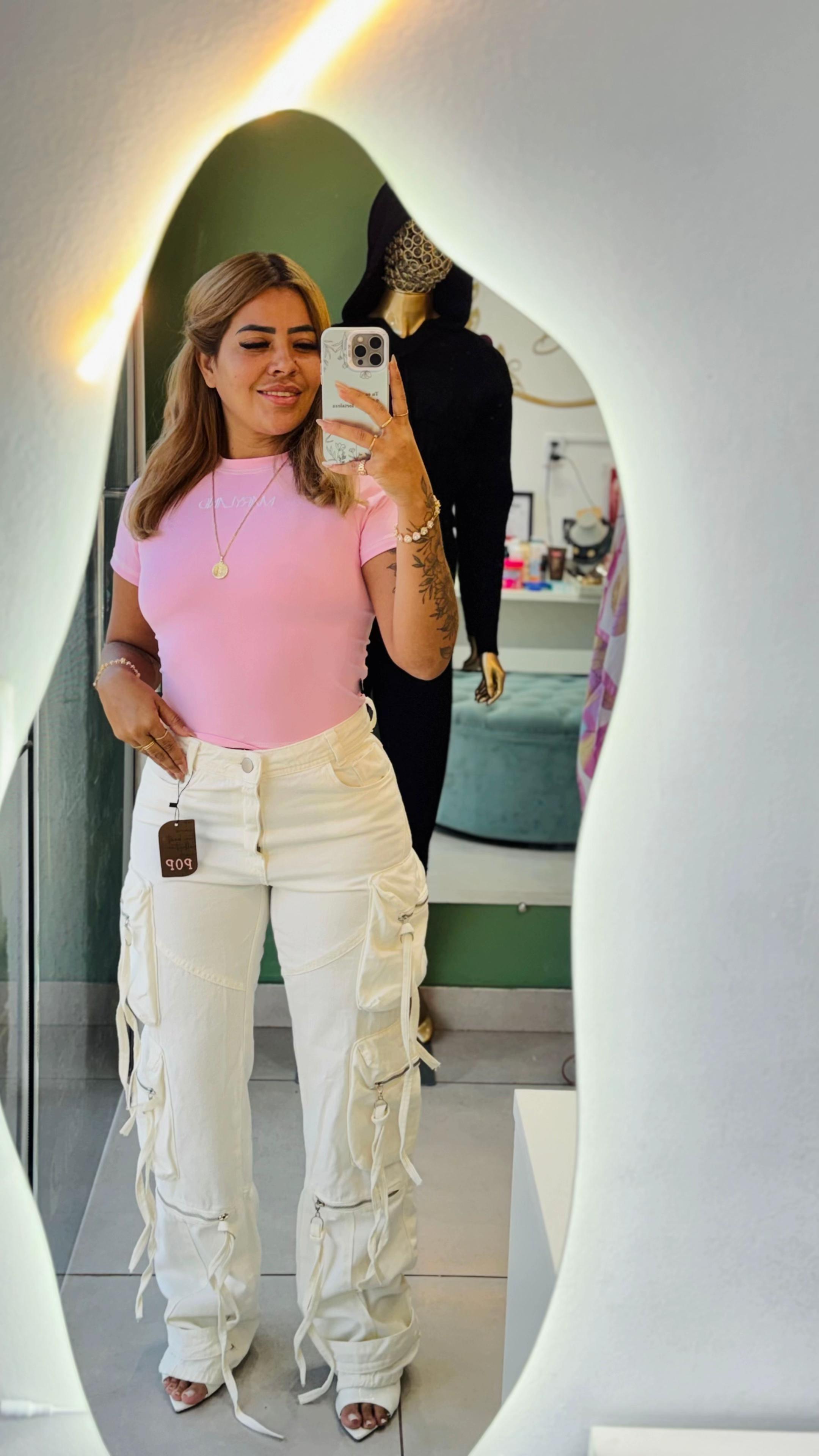 @Tha&iacute;s Priscila