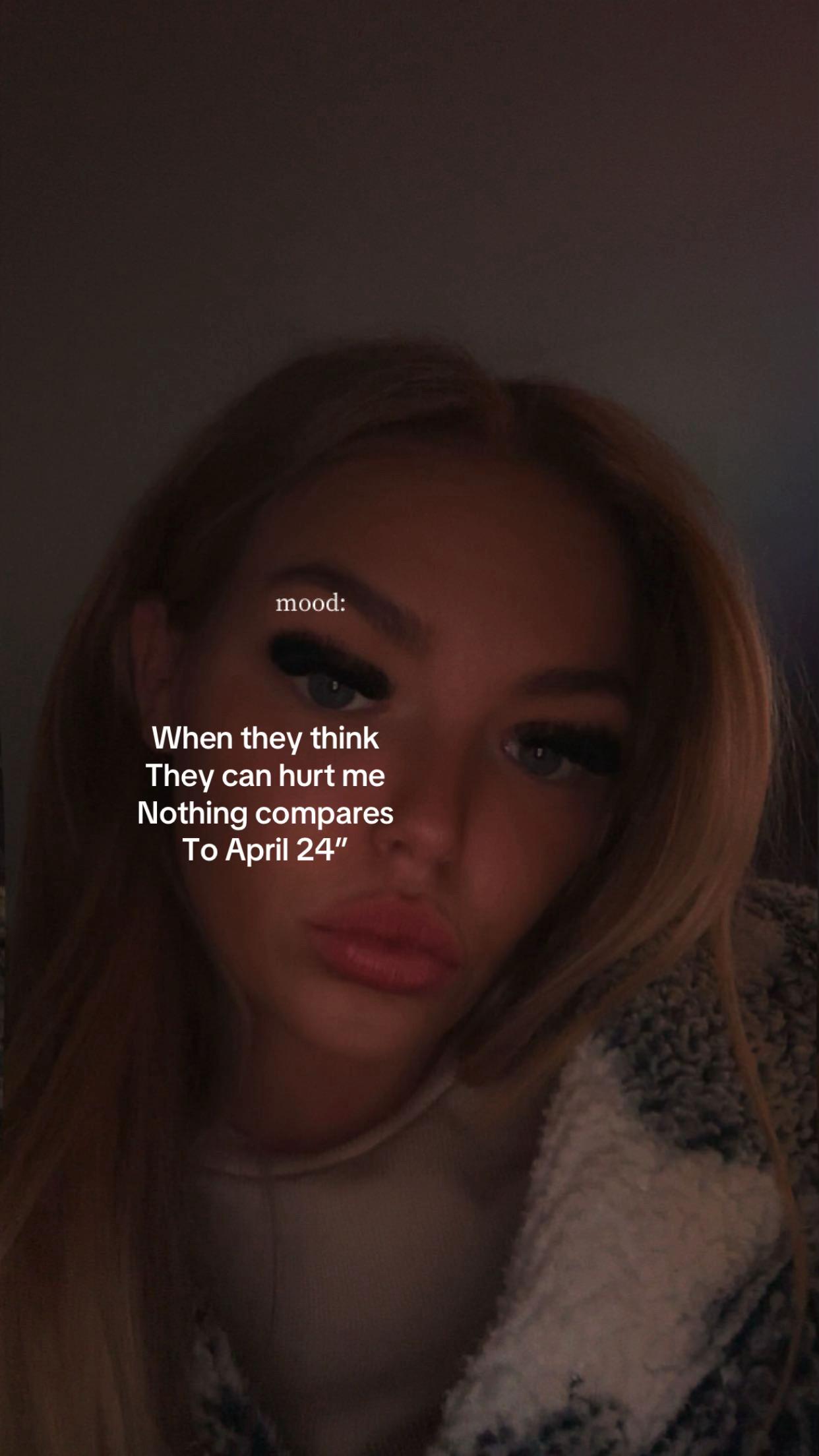 @🐝