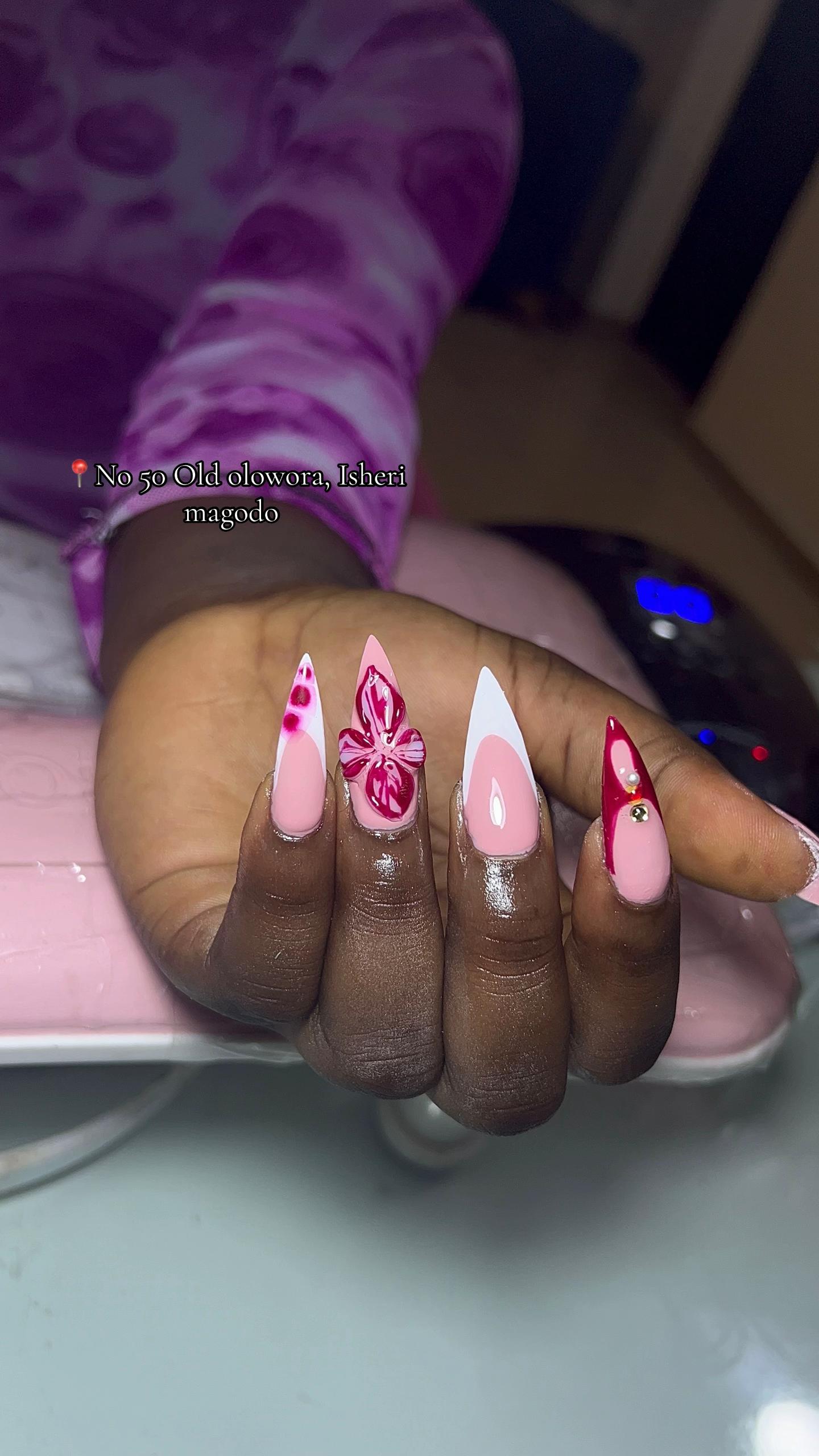 @NAIL TECH IN MAGODO/LAGOS💅🌸