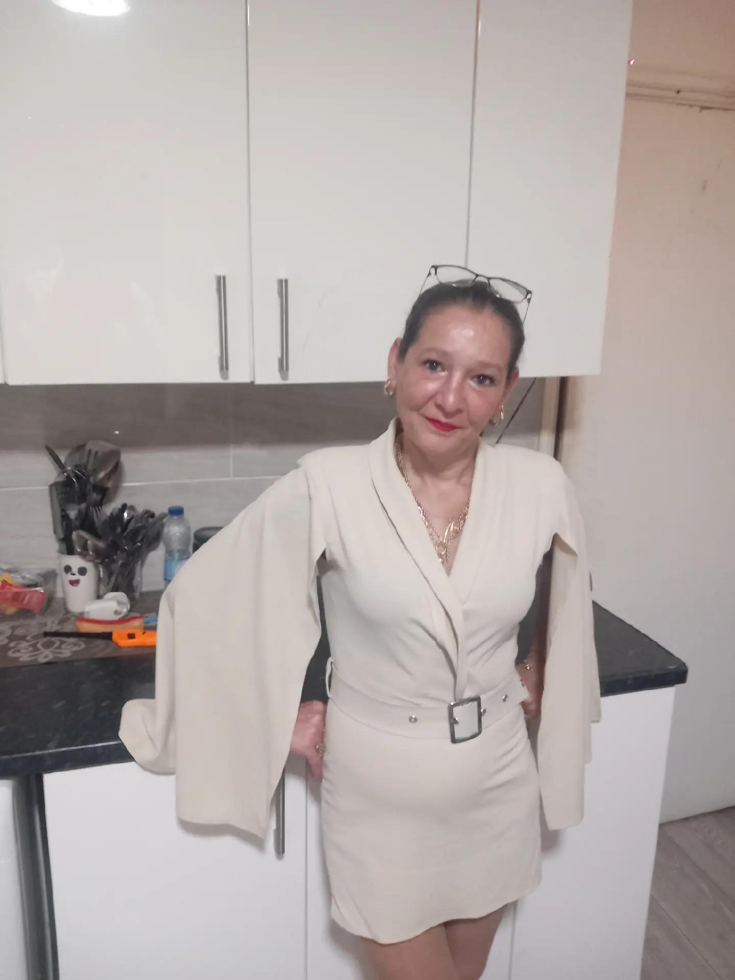 @Anca Balasica