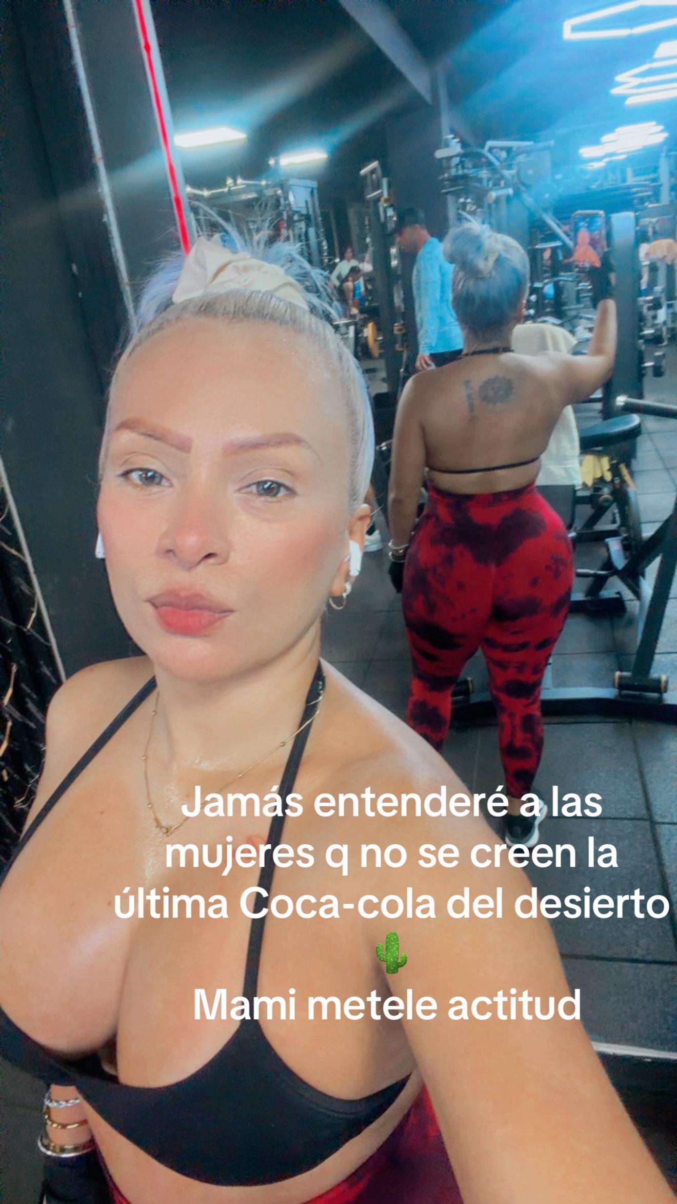 @Vecky25