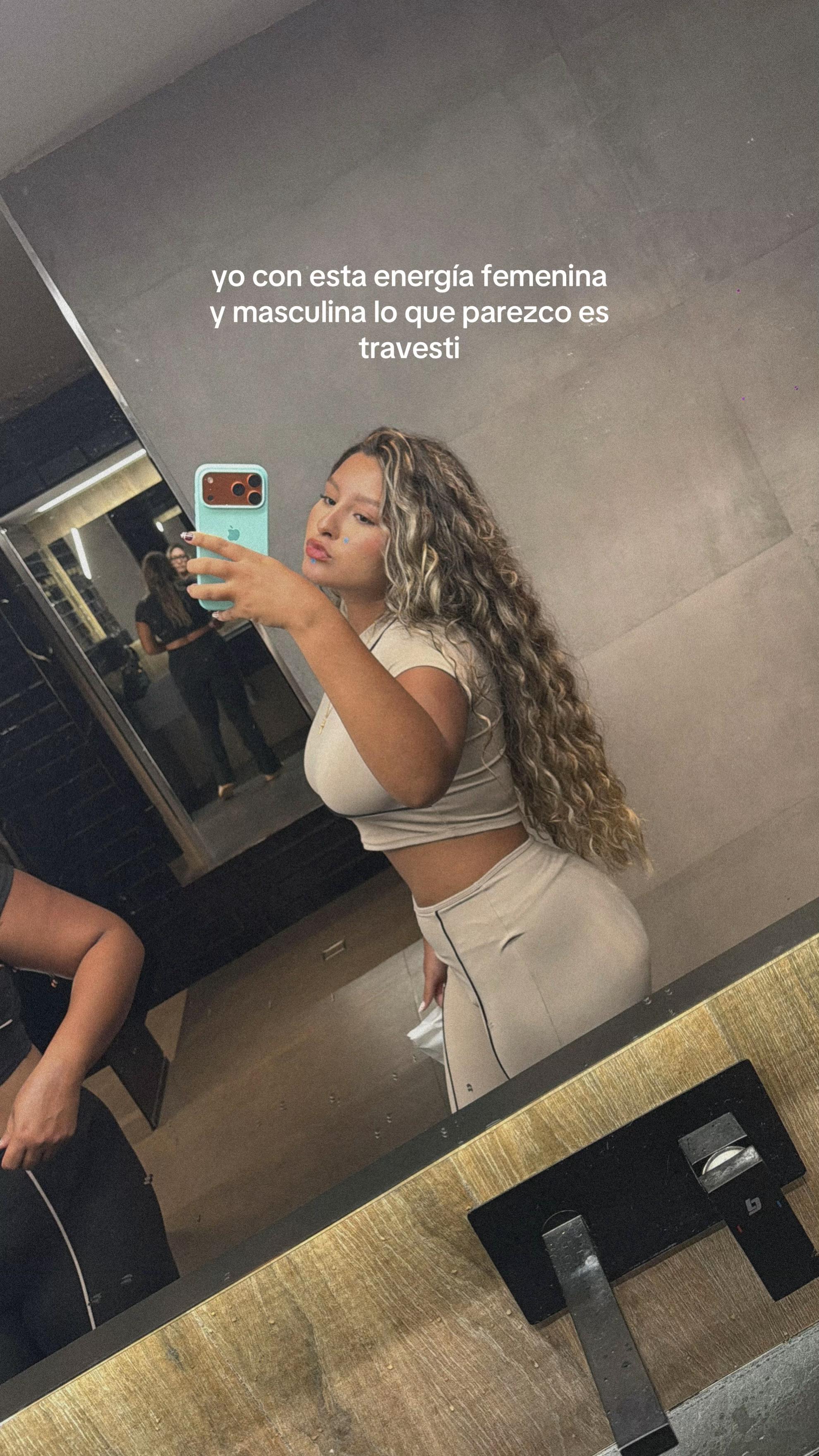 @Vicky Ruíz